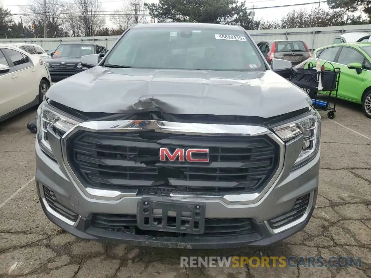 5 Photograph of a damaged car 3GKALTEG8RL352508 GMC TERRAIN 2024