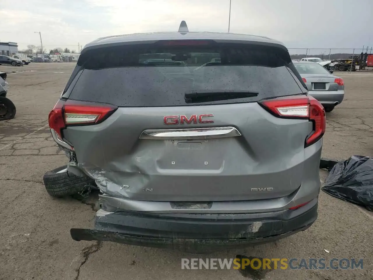 6 Photograph of a damaged car 3GKALTEG8RL352508 GMC TERRAIN 2024