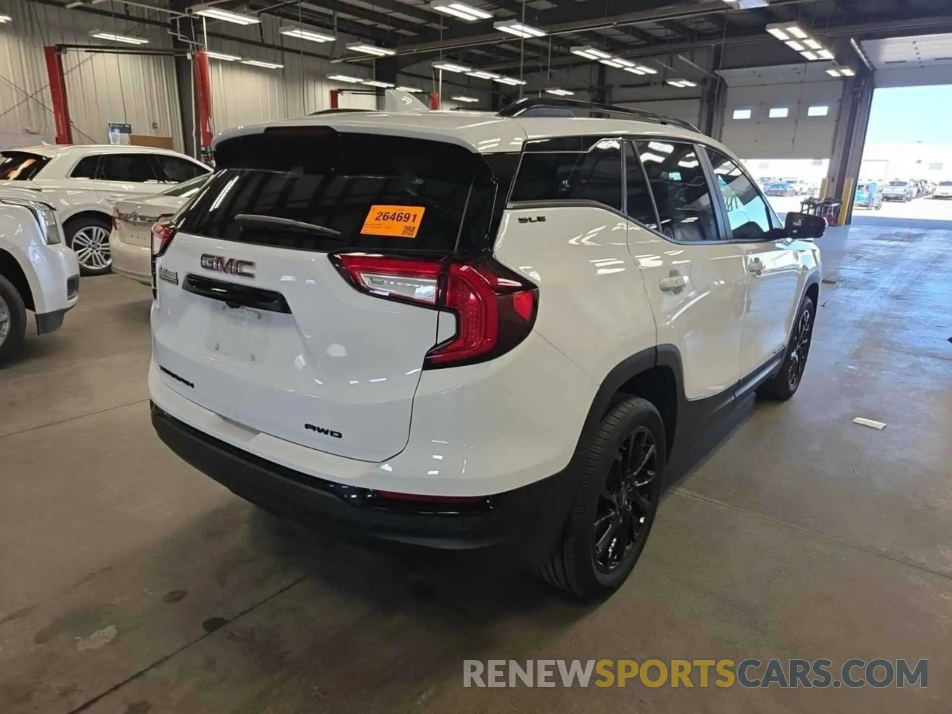 24 Photograph of a damaged car 3GKALTEG9RL185513 GMC TERRAIN 2024