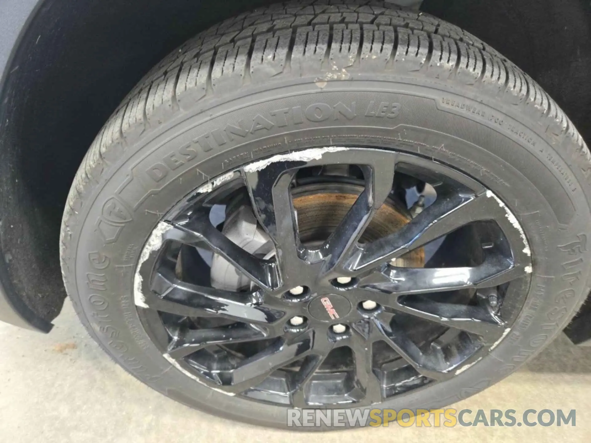29 Photograph of a damaged car 3GKALTEG9RL185513 GMC TERRAIN 2024