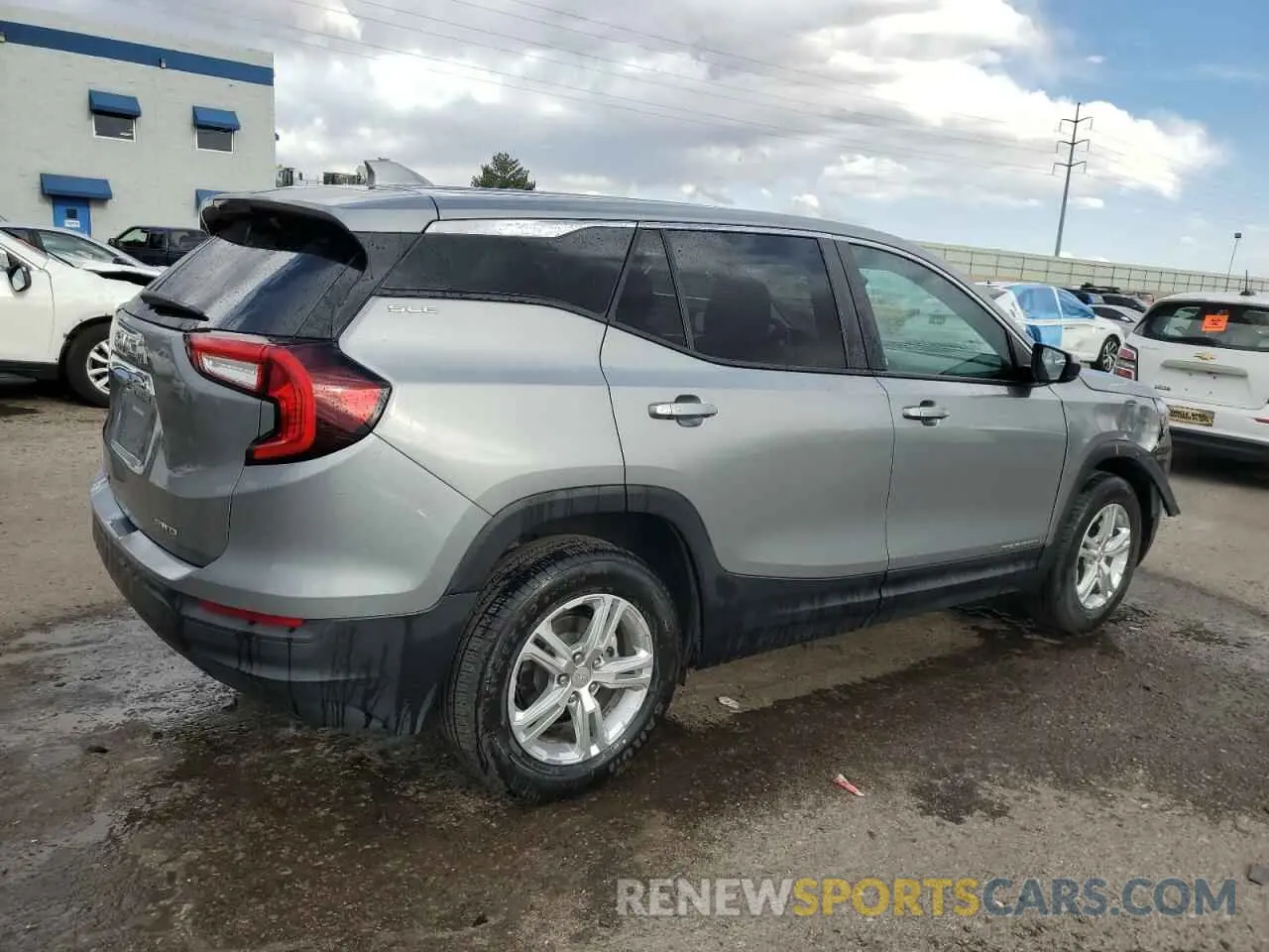 3 Photograph of a damaged car 3GKALTEG9RL342229 GMC TERRAIN 2024