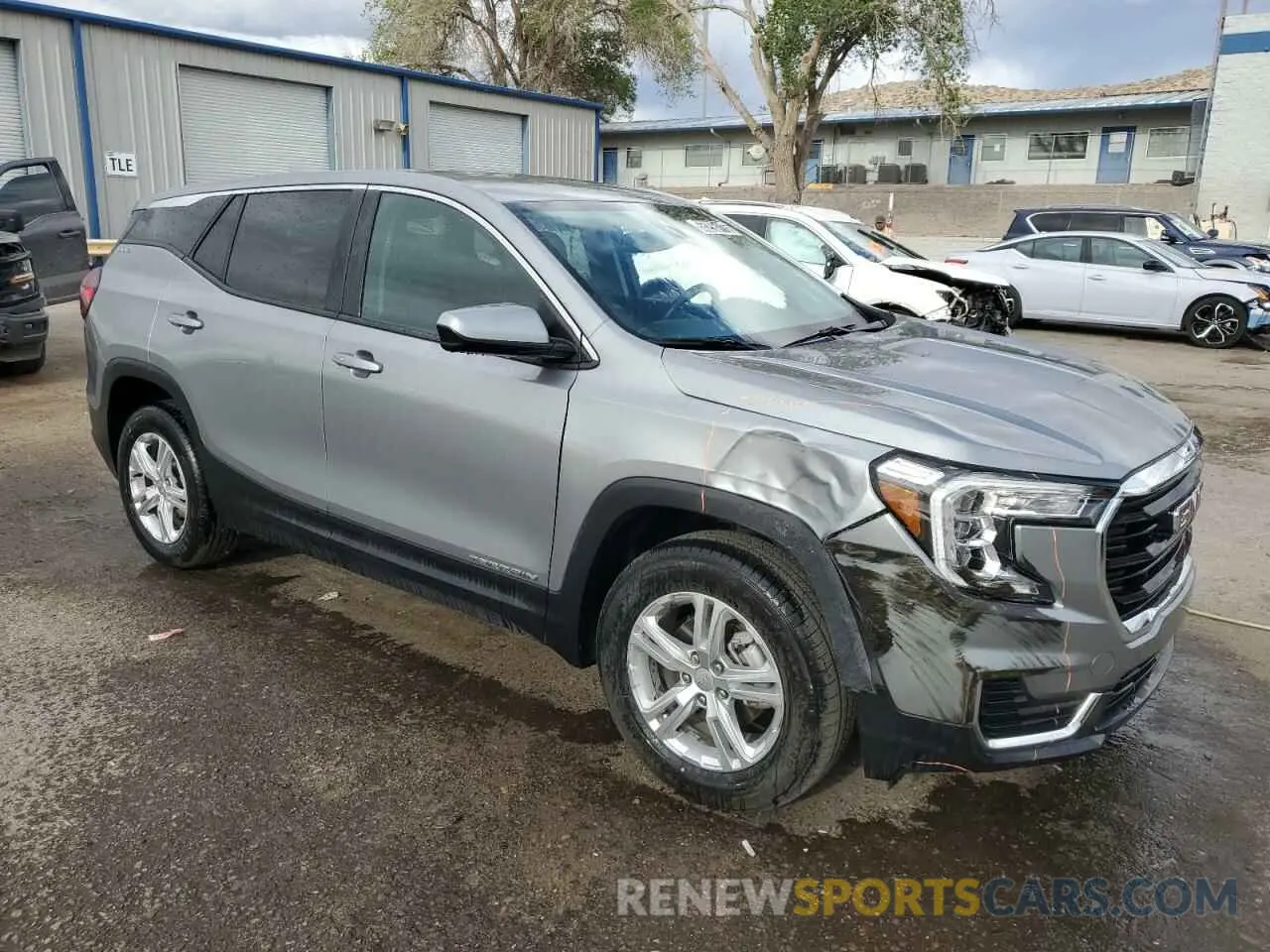 4 Photograph of a damaged car 3GKALTEG9RL342229 GMC TERRAIN 2024