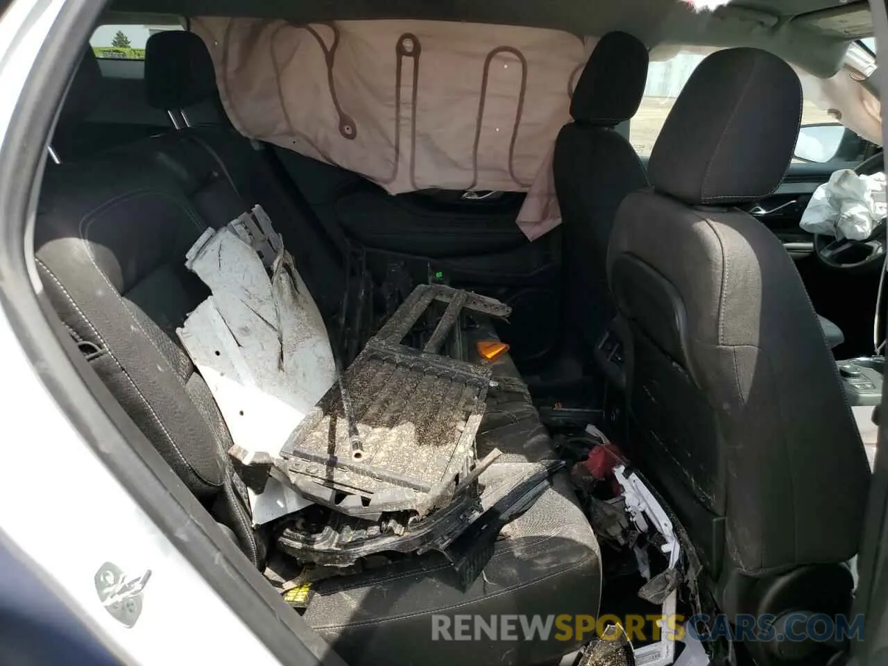 11 Photograph of a damaged car 3GKALTEGXRL173306 GMC TERRAIN 2024