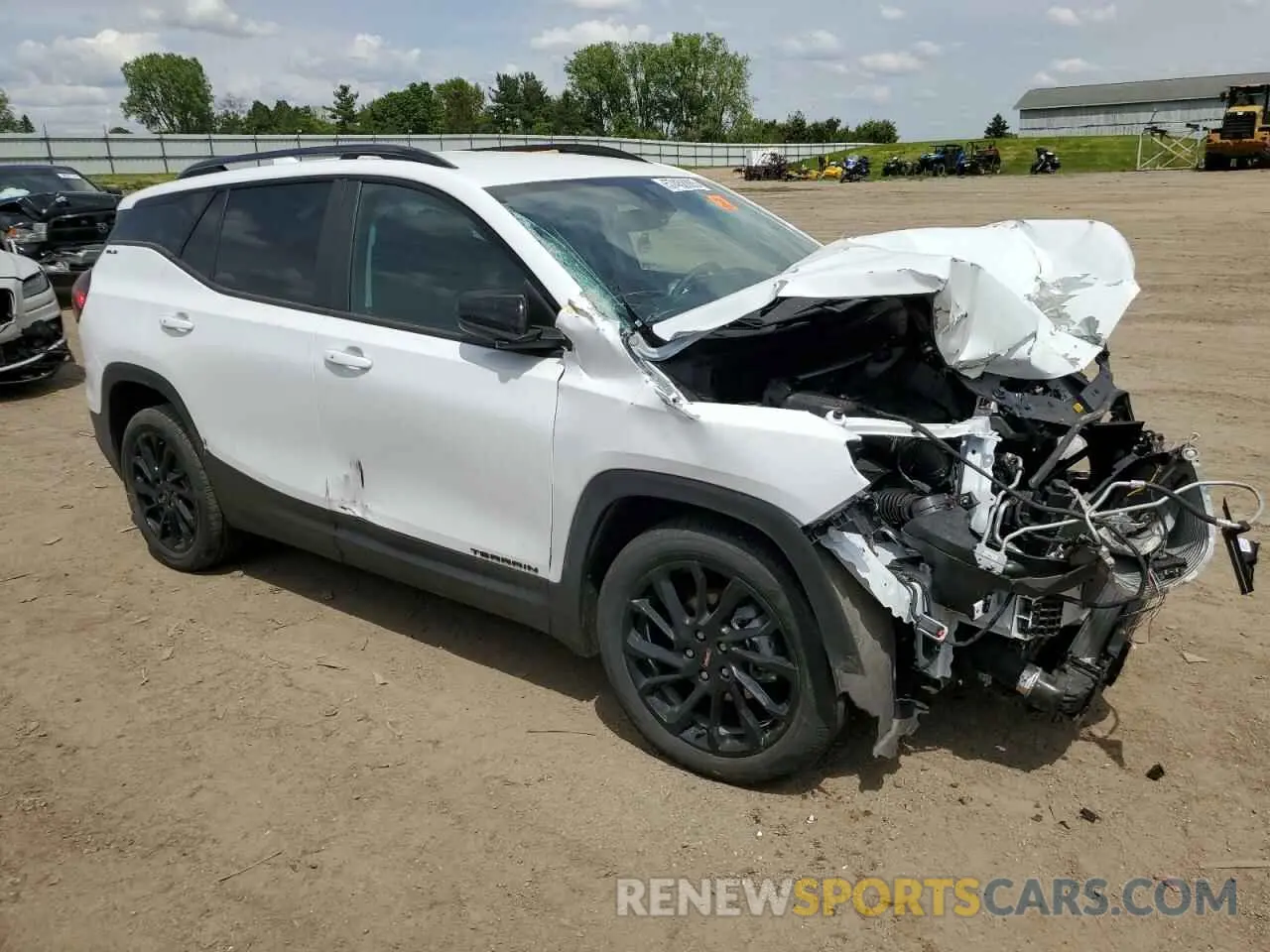 4 Photograph of a damaged car 3GKALTEGXRL173306 GMC TERRAIN 2024