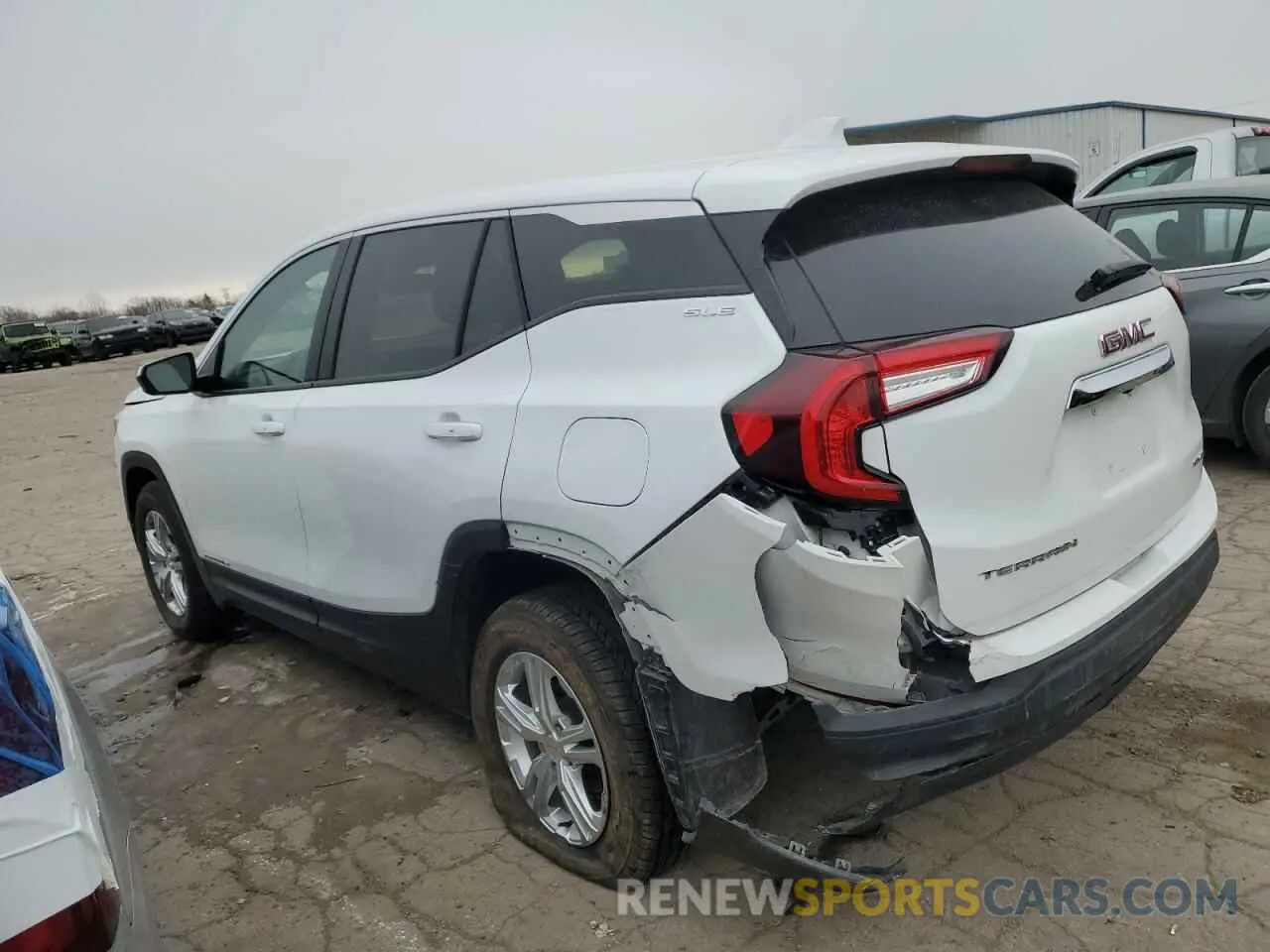 2 Photograph of a damaged car 3GKALTEGXRL362506 GMC TERRAIN 2024