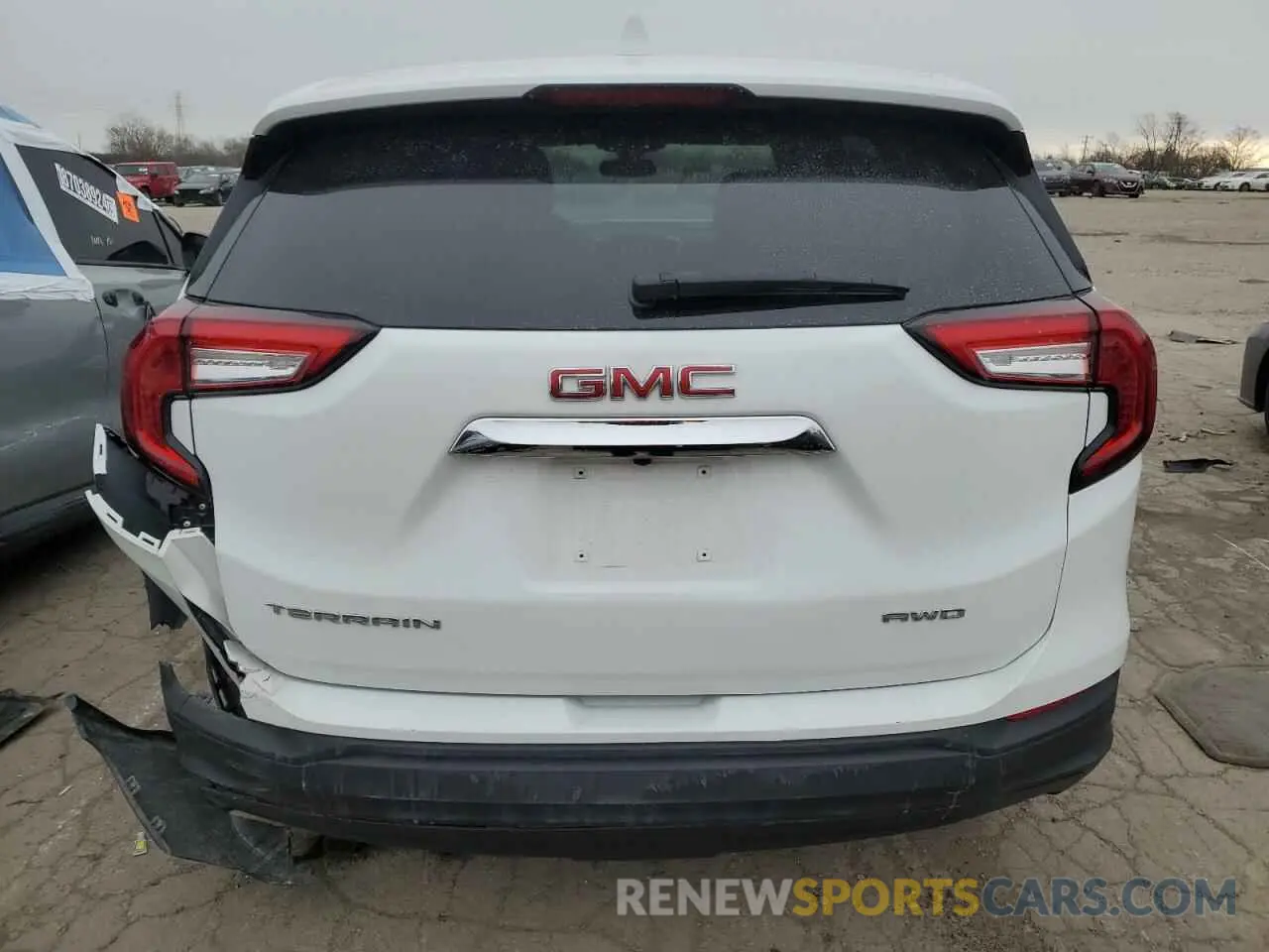 6 Photograph of a damaged car 3GKALTEGXRL362506 GMC TERRAIN 2024