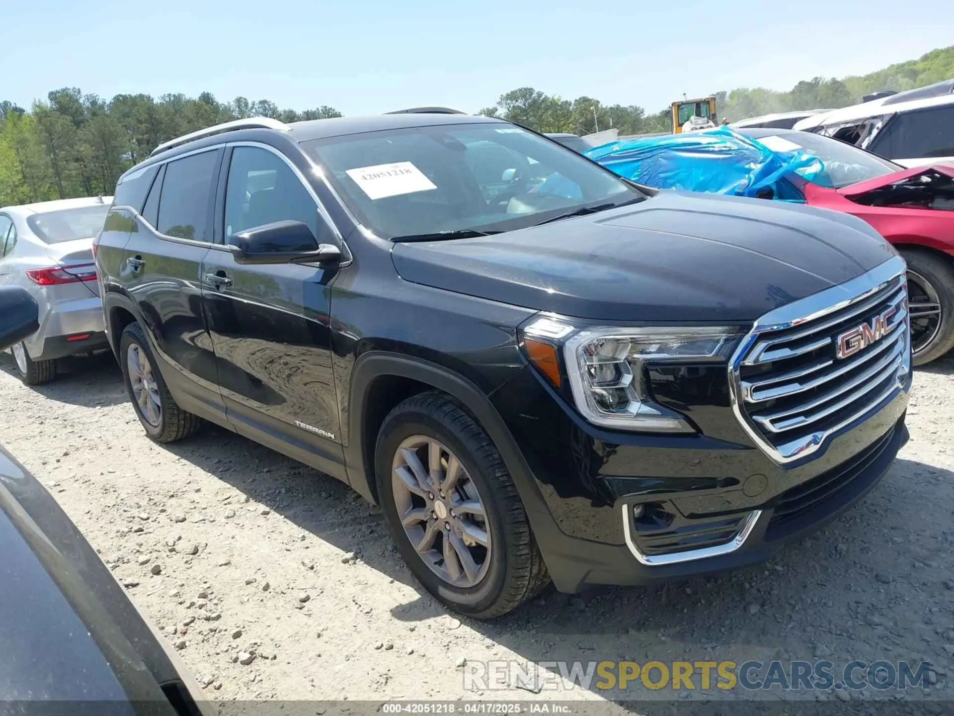 1 Photograph of a damaged car 3GKALVEG0RL175304 GMC TERRAIN 2024