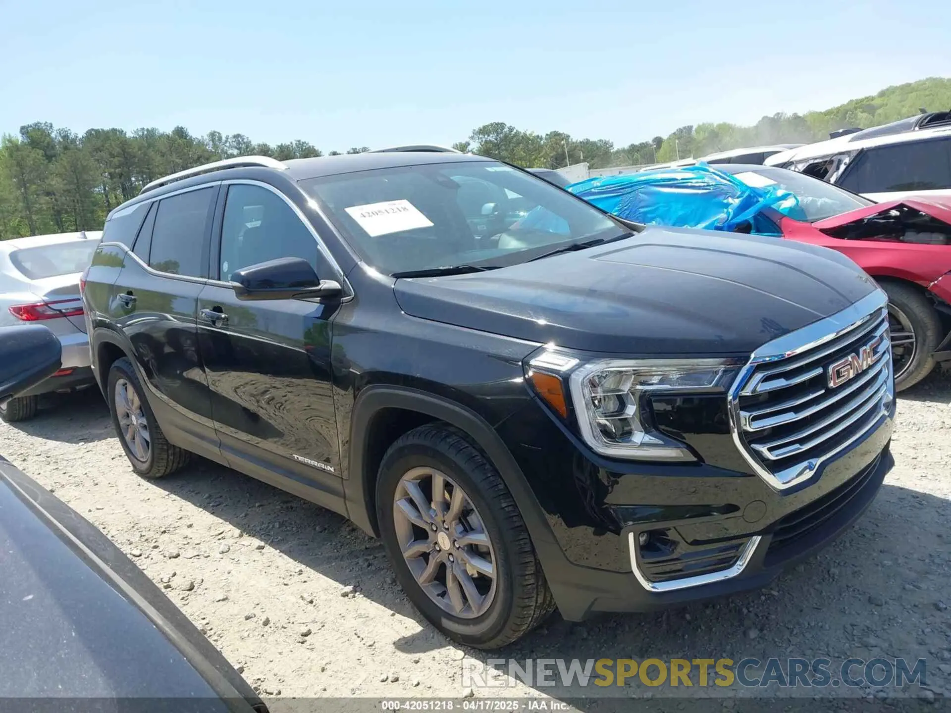 13 Photograph of a damaged car 3GKALVEG0RL175304 GMC TERRAIN 2024