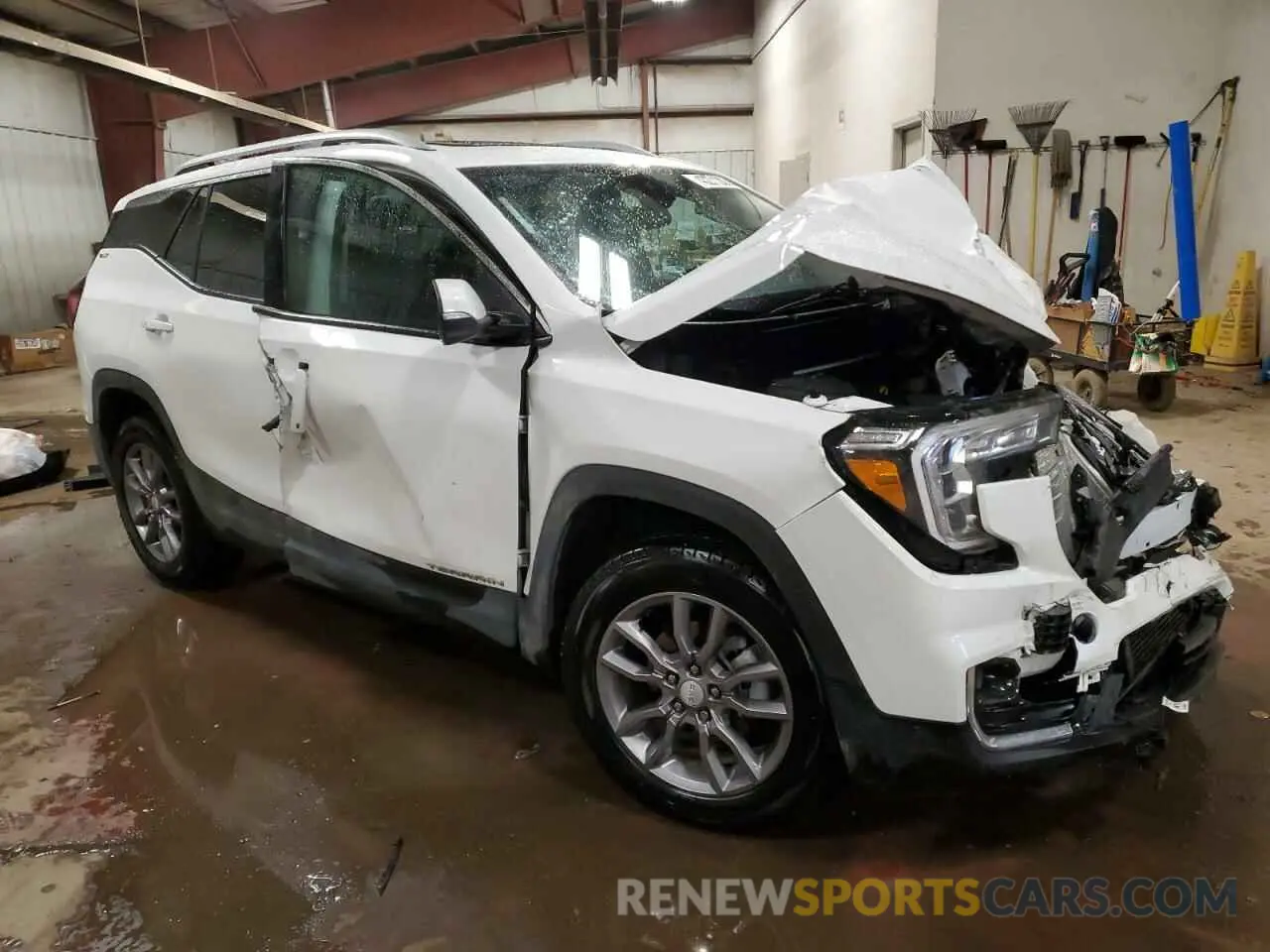 4 Photograph of a damaged car 3GKALVEG1RL162108 GMC TERRAIN 2024