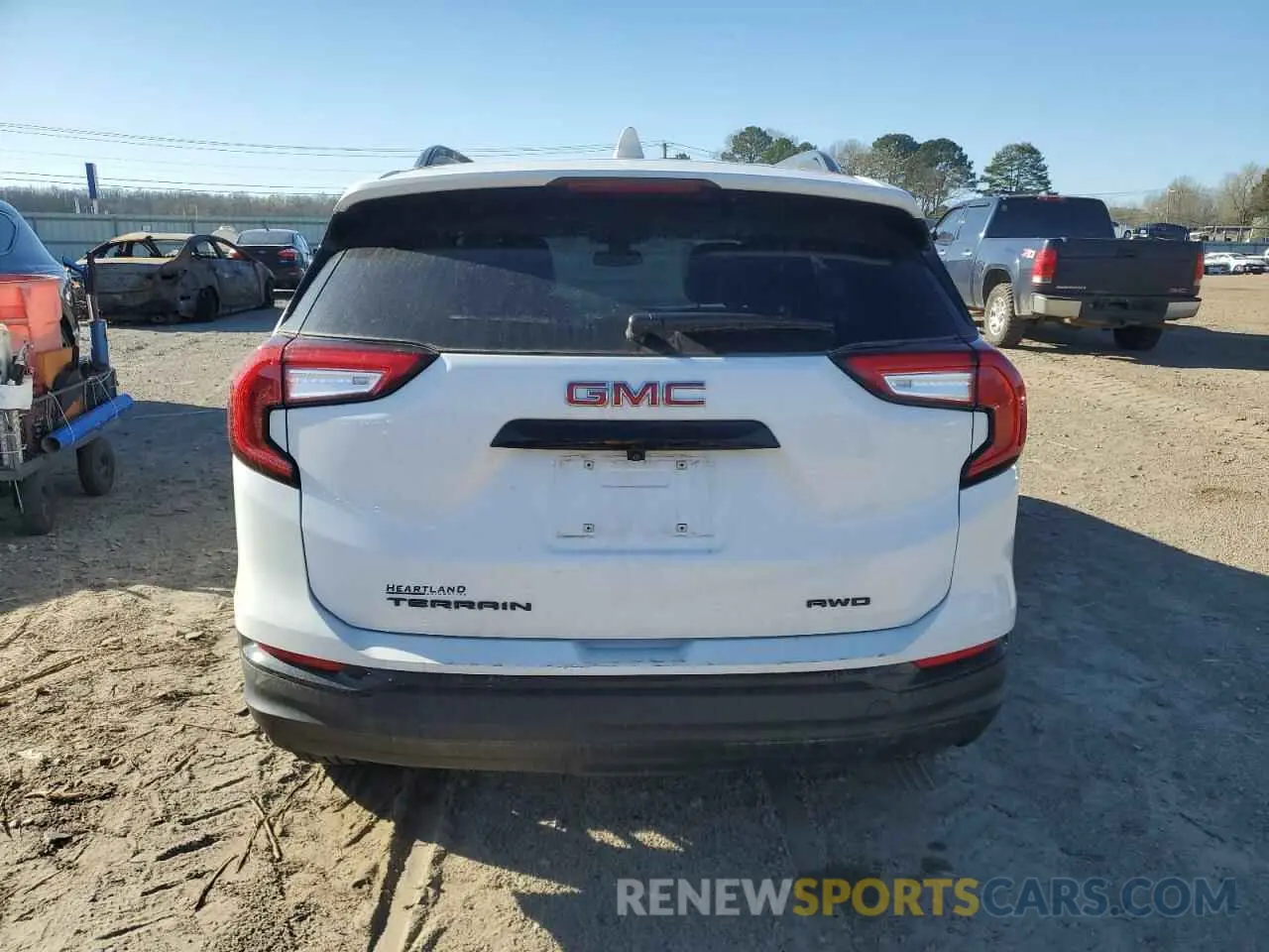 6 Photograph of a damaged car 3GKALVEG2RL326790 GMC TERRAIN 2024