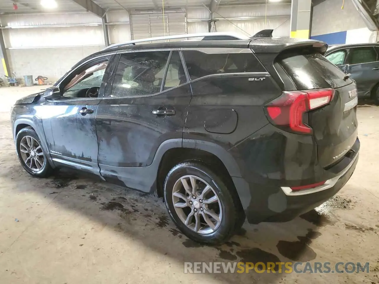 2 Photograph of a damaged car 3GKALVEG2RL397570 GMC TERRAIN 2024