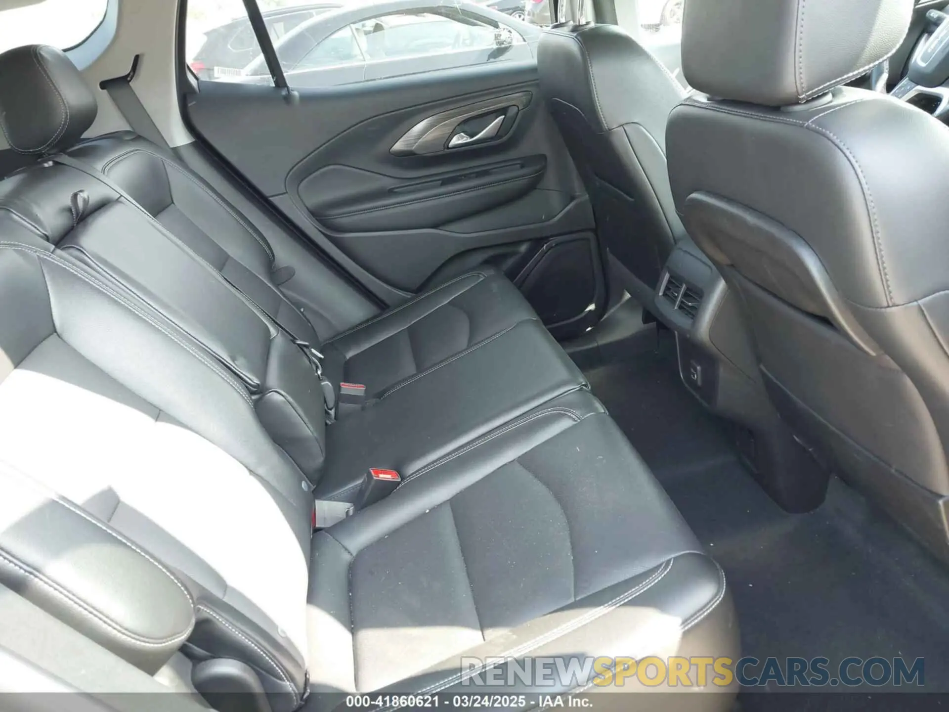 8 Photograph of a damaged car 3GKALVEG3RL148128 GMC TERRAIN 2024