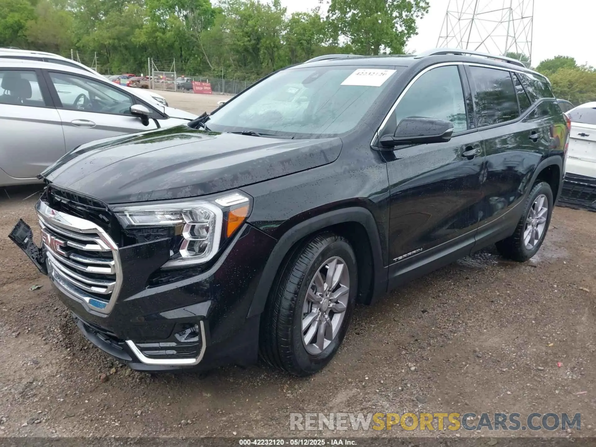 2 Photograph of a damaged car 3GKALVEG3RL379434 GMC TERRAIN 2024