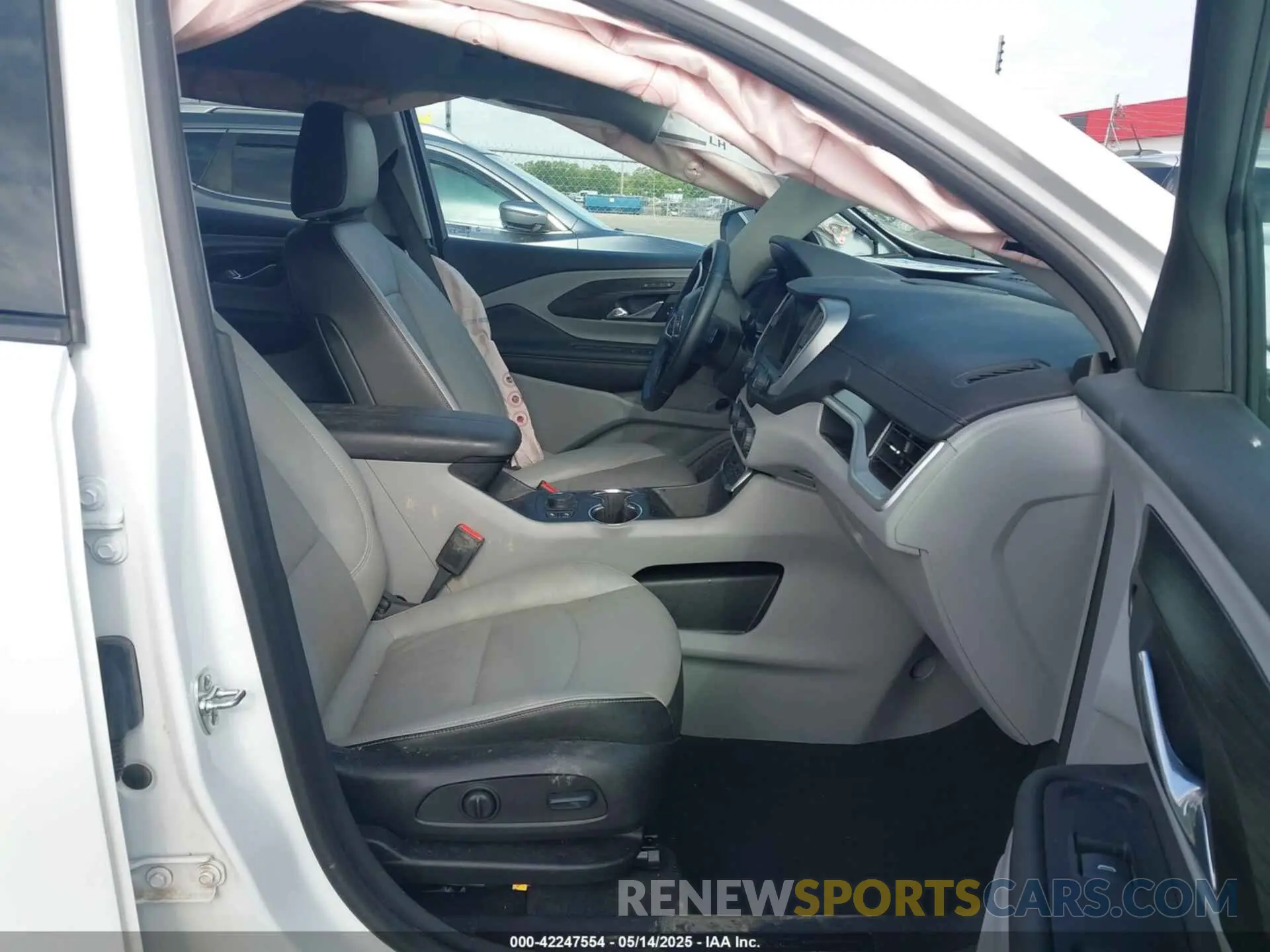 5 Photograph of a damaged car 3GKALVEG4RL389065 GMC TERRAIN 2024