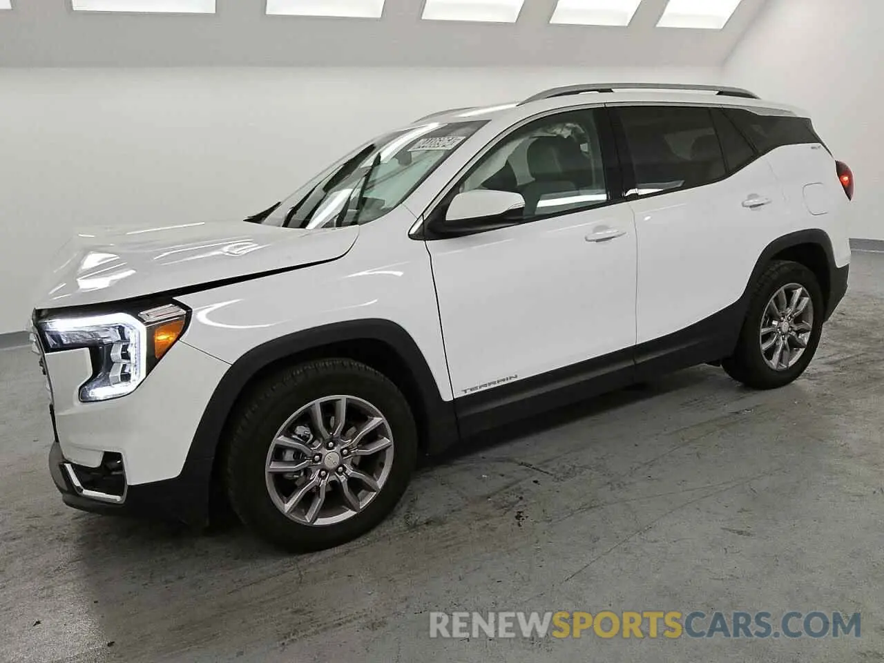 1 Photograph of a damaged car 3GKALVEG5RL326685 GMC TERRAIN 2024