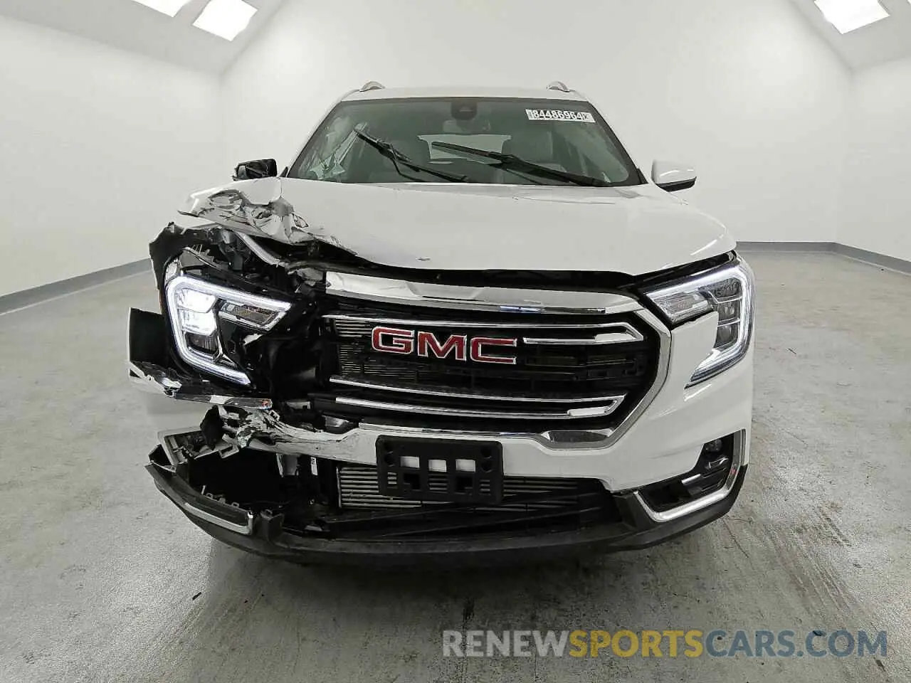 5 Photograph of a damaged car 3GKALVEG5RL326685 GMC TERRAIN 2024