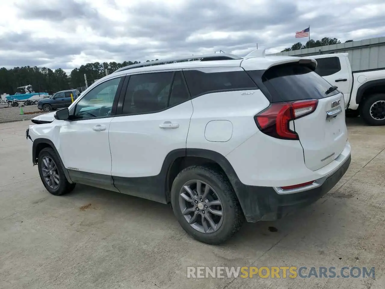 2 Photograph of a damaged car 3GKALVEG6RL153145 GMC TERRAIN 2024