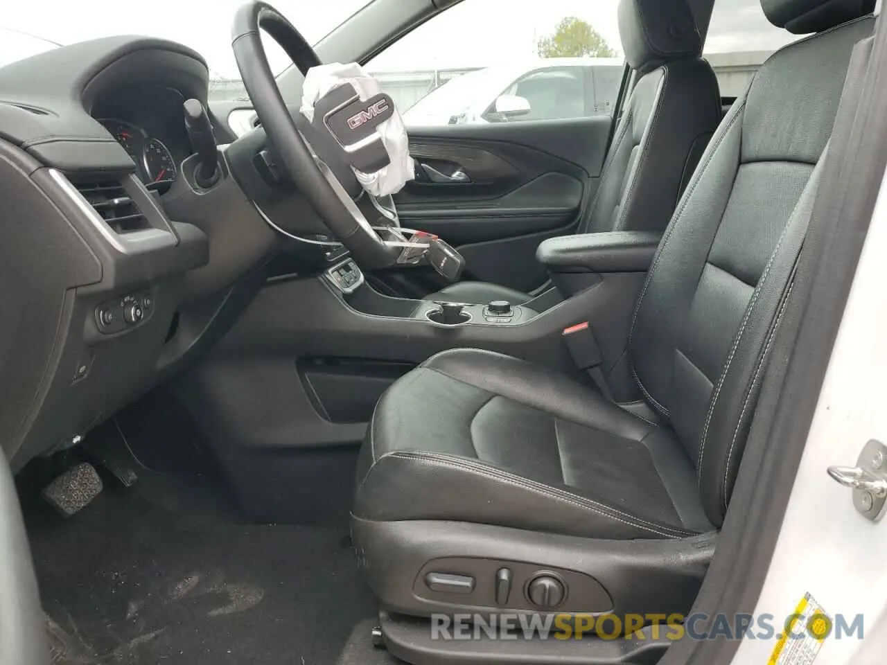 7 Photograph of a damaged car 3GKALVEG6RL153145 GMC TERRAIN 2024