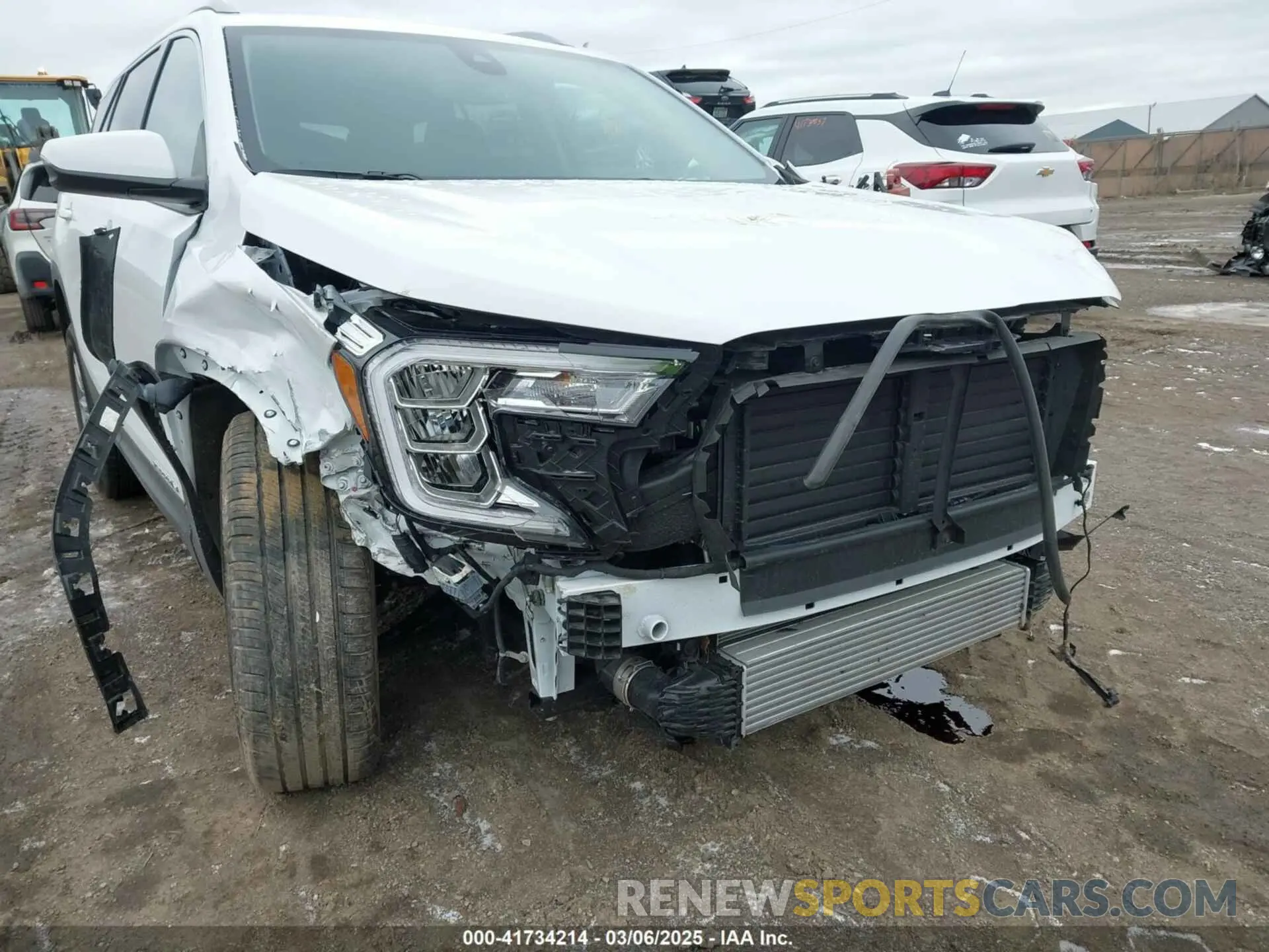 17 Photograph of a damaged car 3GKALVEG6RL212131 GMC TERRAIN 2024