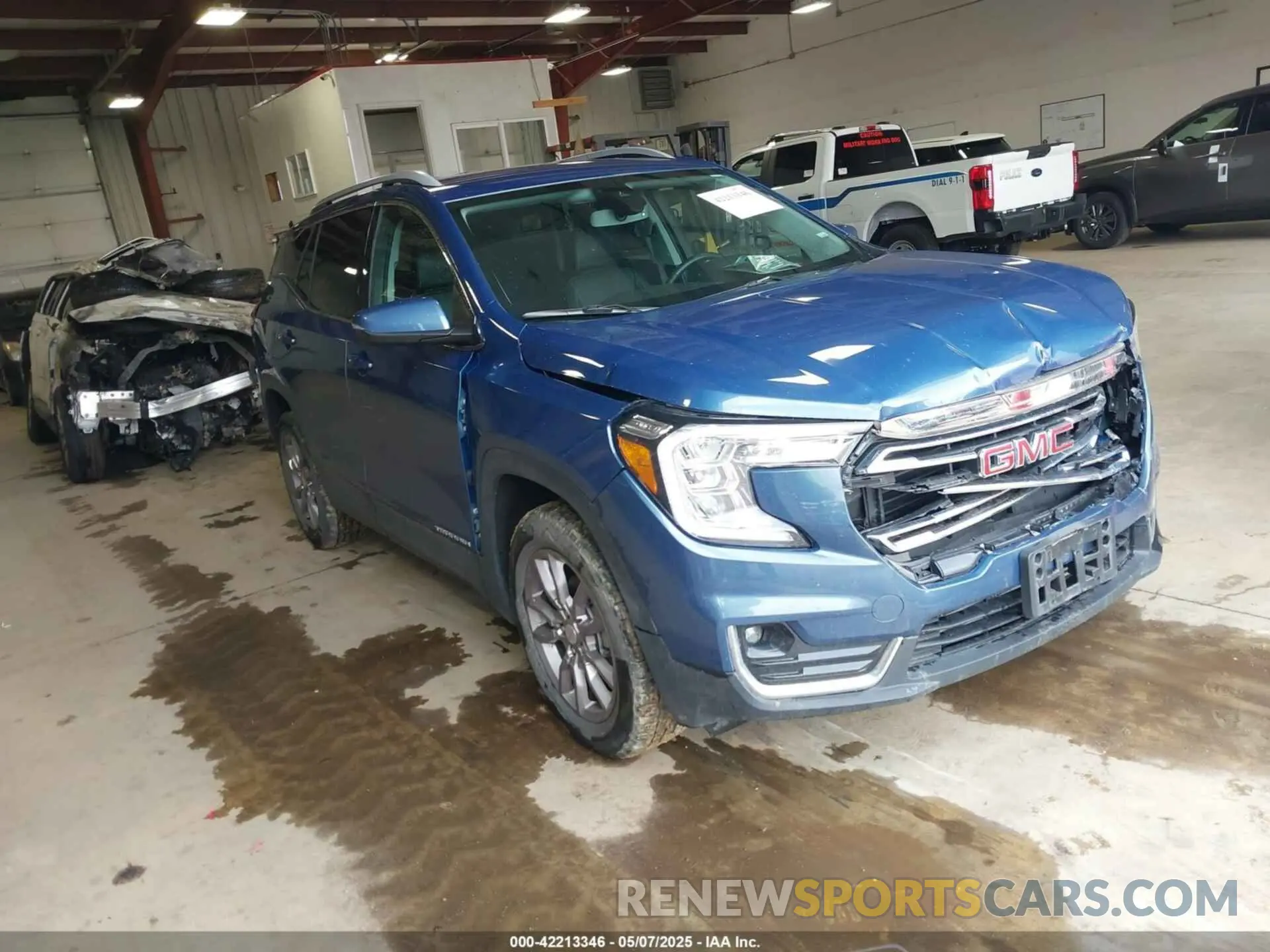 1 Photograph of a damaged car 3GKALVEG6RL358576 GMC TERRAIN 2024