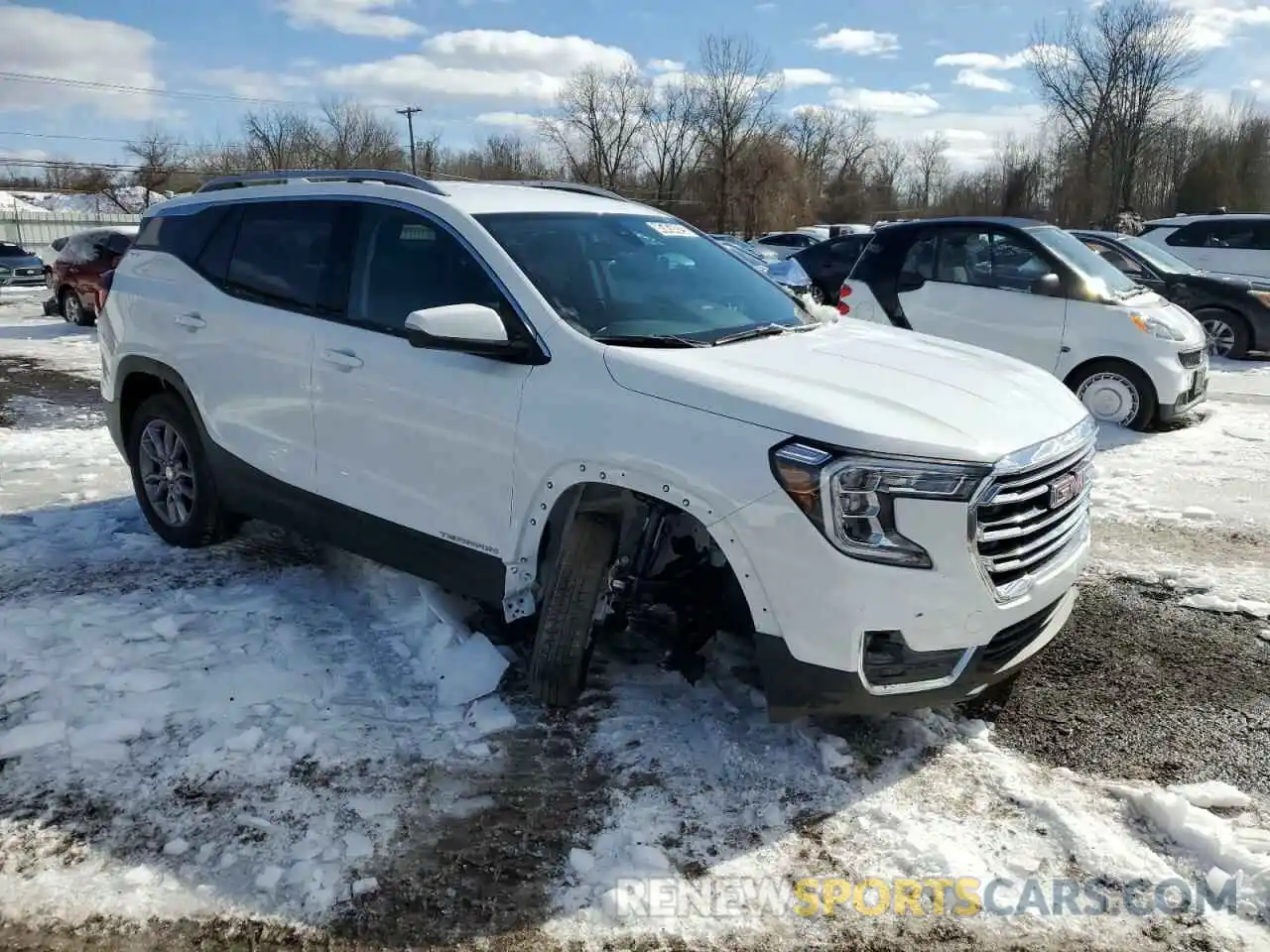 4 Photograph of a damaged car 3GKALVEG6RL379332 GMC TERRAIN 2024