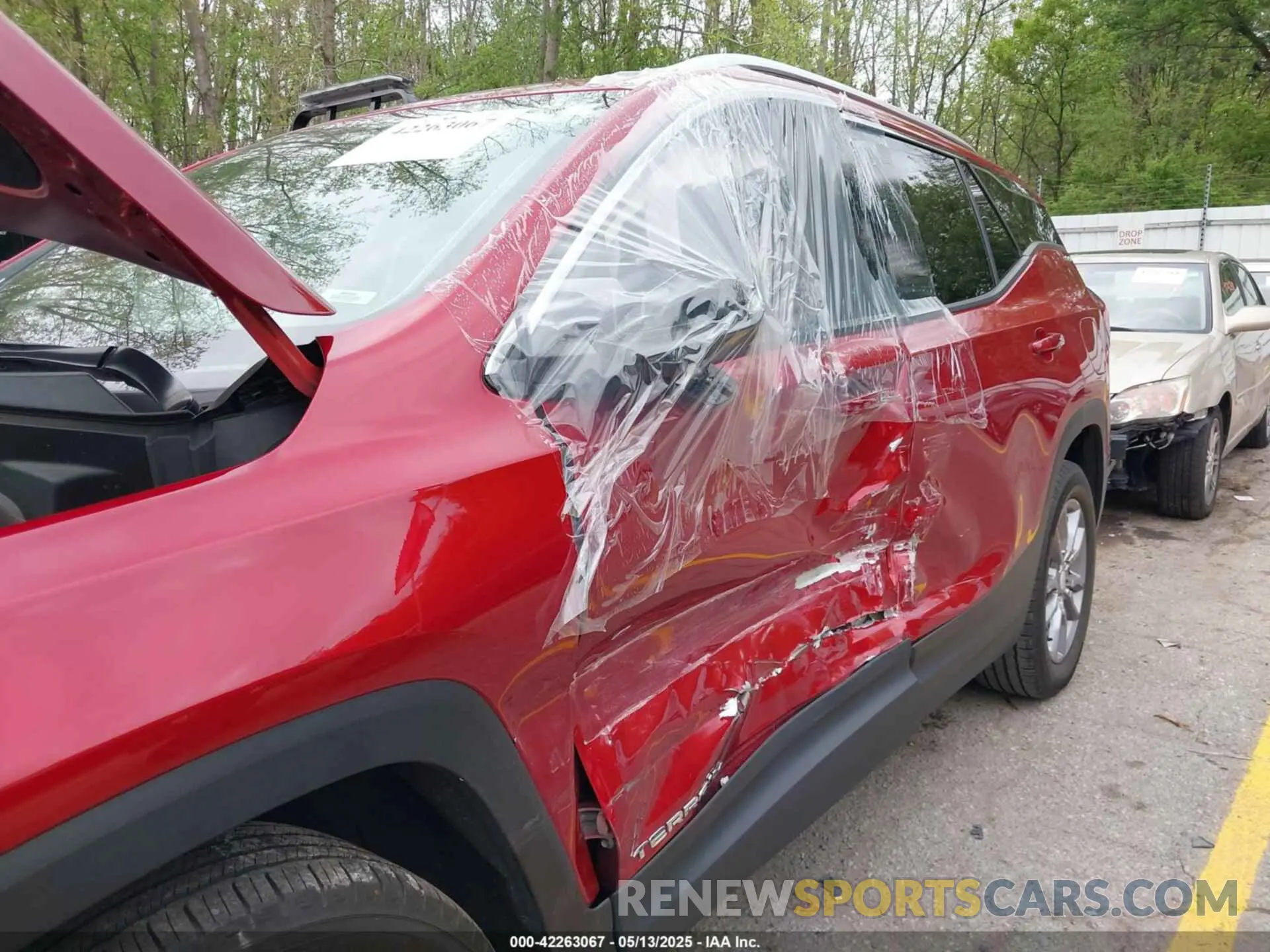 6 Photograph of a damaged car 3GKALVEG9RL147422 GMC TERRAIN 2024