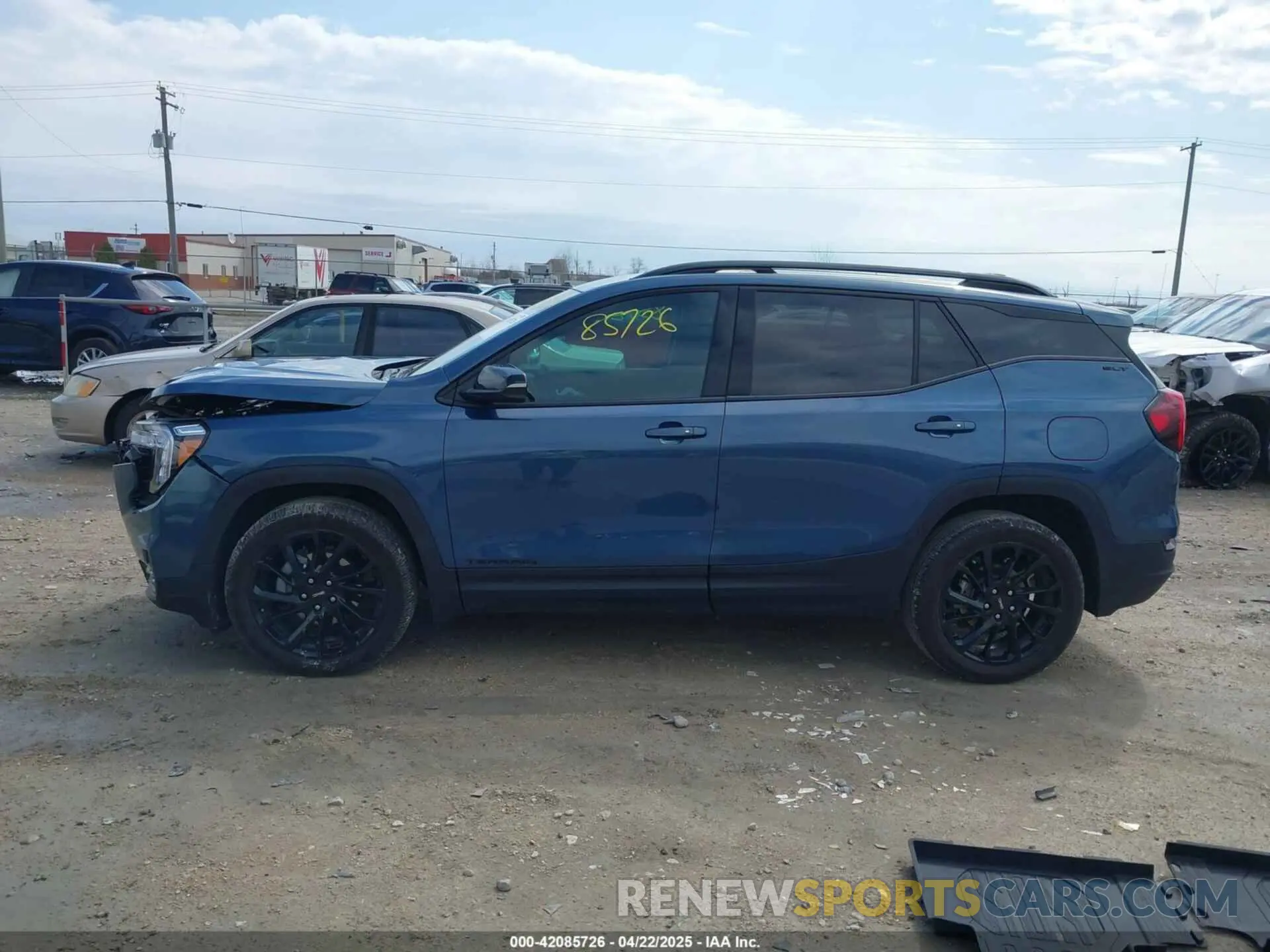 14 Photograph of a damaged car 3GKALVEGXRL123131 GMC TERRAIN 2024