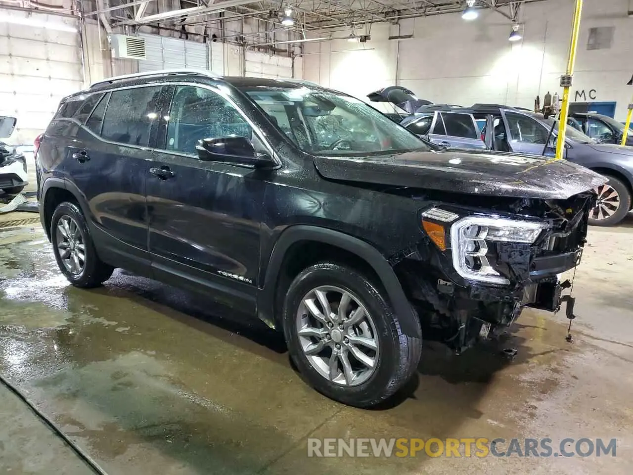 4 Photograph of a damaged car 3GKALVEGXRL175083 GMC TERRAIN 2024