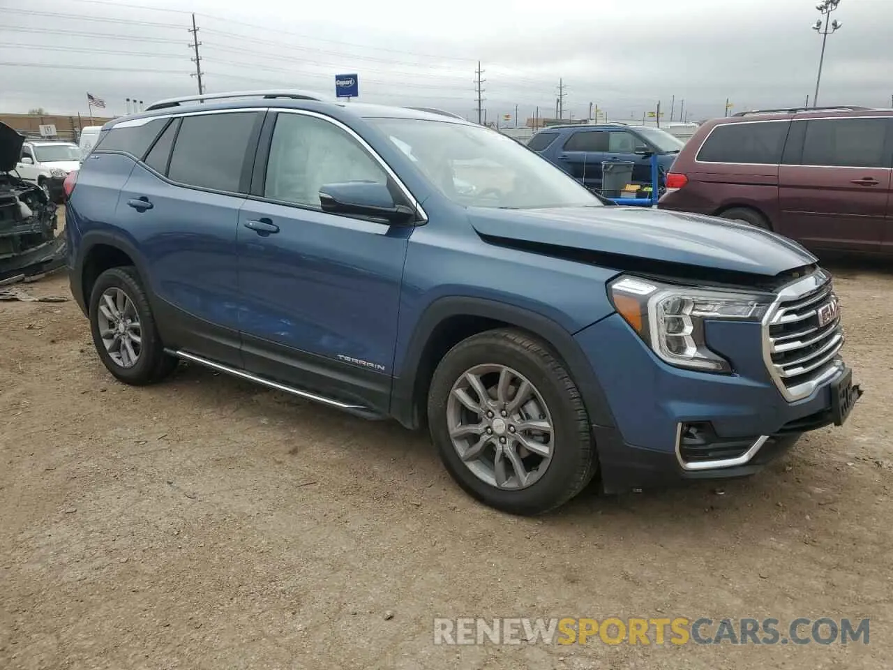 4 Photograph of a damaged car 3GKALVEGXRL196080 GMC TERRAIN 2024