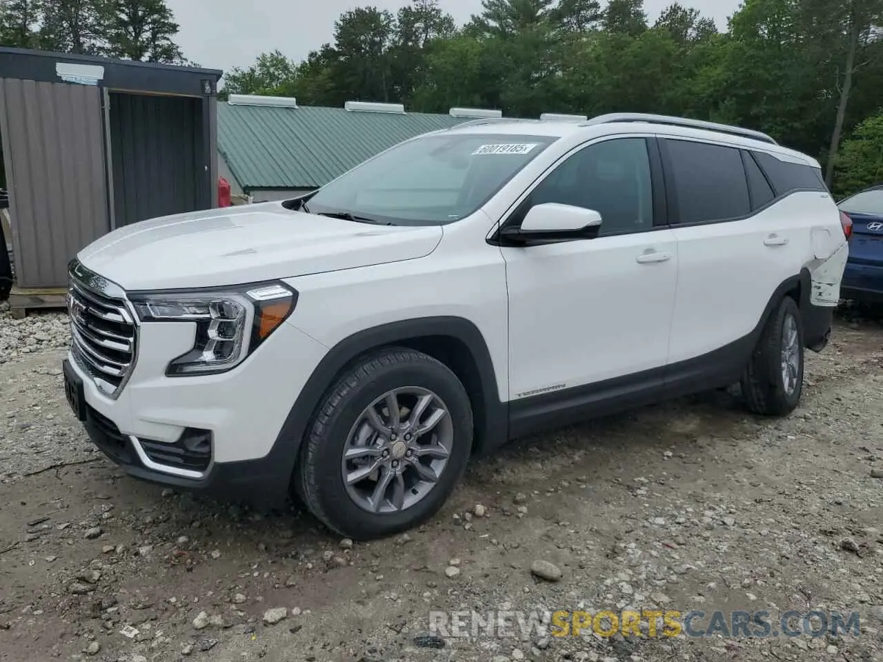 1 Photograph of a damaged car 3GKALVEGXRL275104 GMC TERRAIN 2024