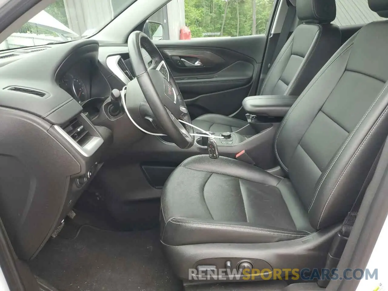 7 Photograph of a damaged car 3GKALVEGXRL275104 GMC TERRAIN 2024