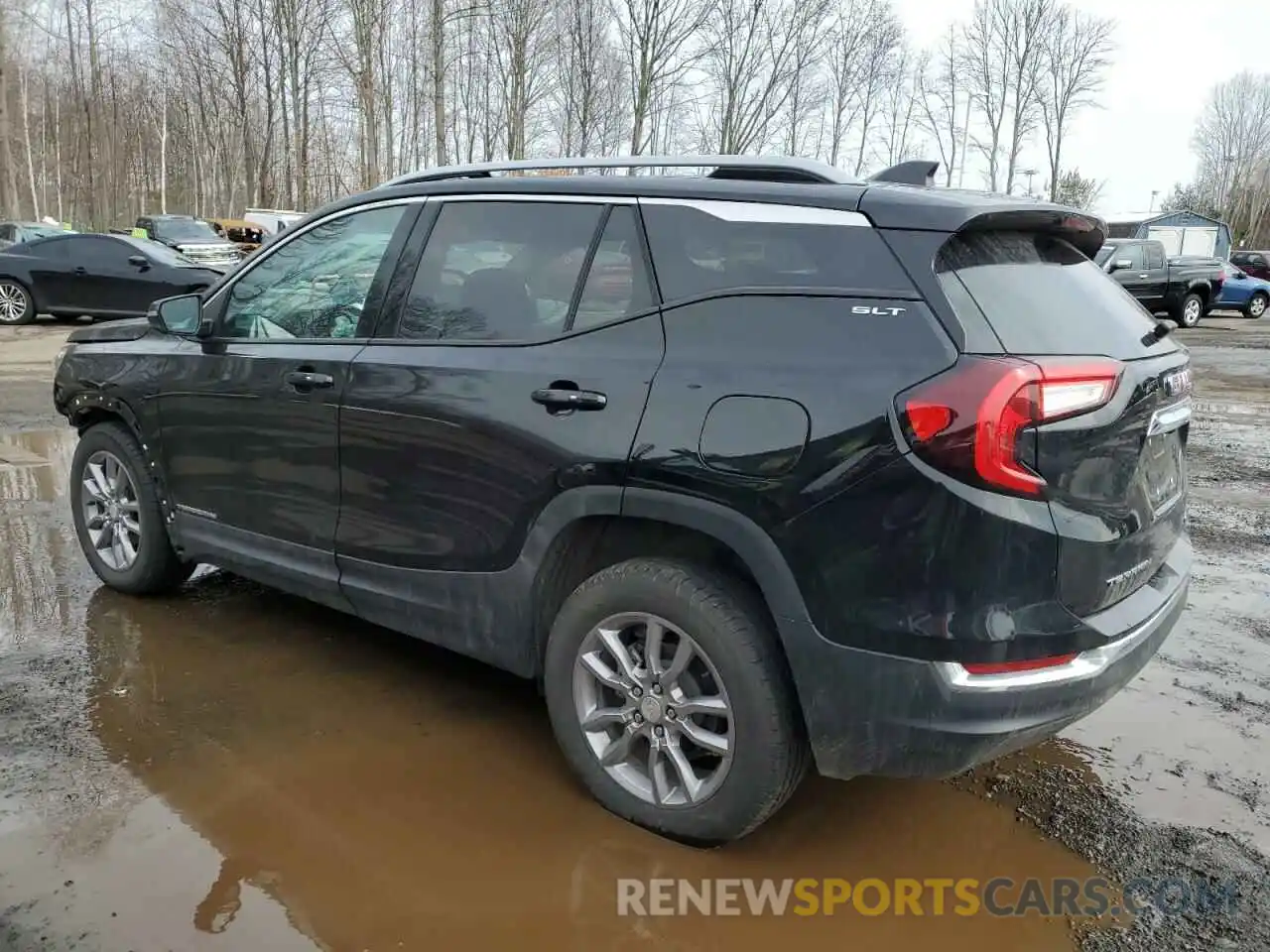 2 Photograph of a damaged car 3GKALVEGXRL327959 GMC TERRAIN 2024