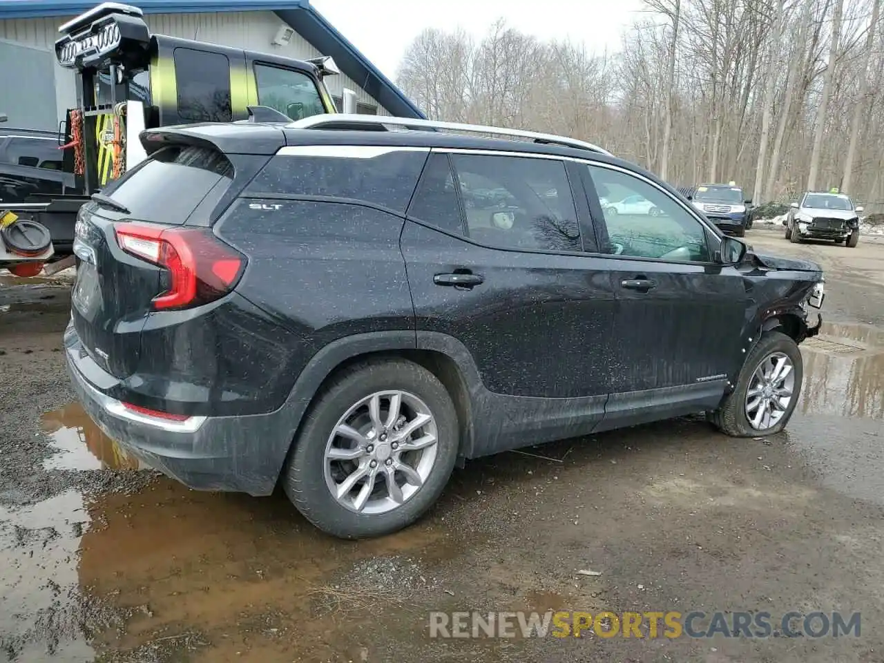 3 Photograph of a damaged car 3GKALVEGXRL327959 GMC TERRAIN 2024