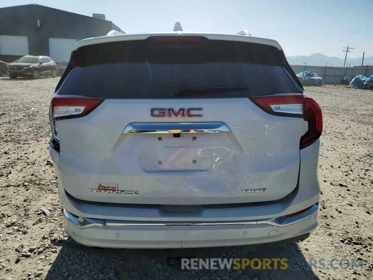 6 Photograph of a damaged car 3GKALXEG0RL277097 GMC TERRAIN 2024