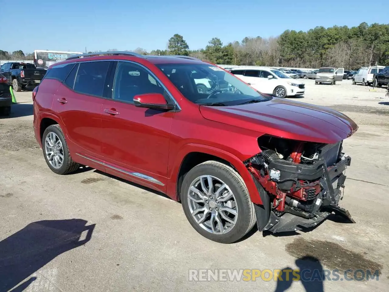4 Photograph of a damaged car 3GKALXEG1RL270854 GMC TERRAIN 2024