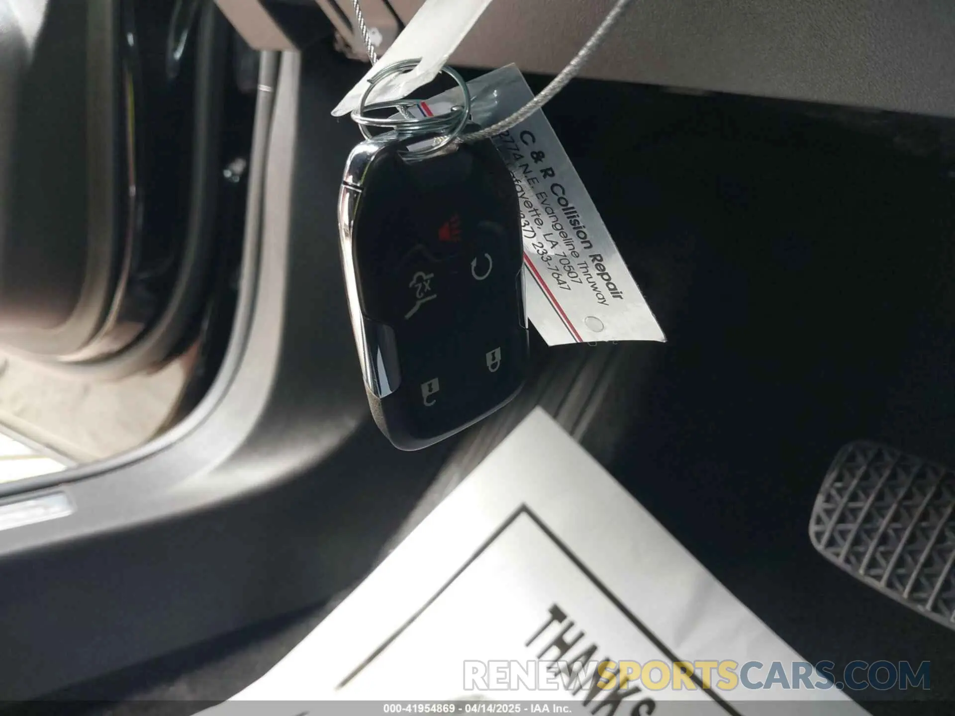 11 Photograph of a damaged car 3GKALXEG3RL118011 GMC TERRAIN 2024