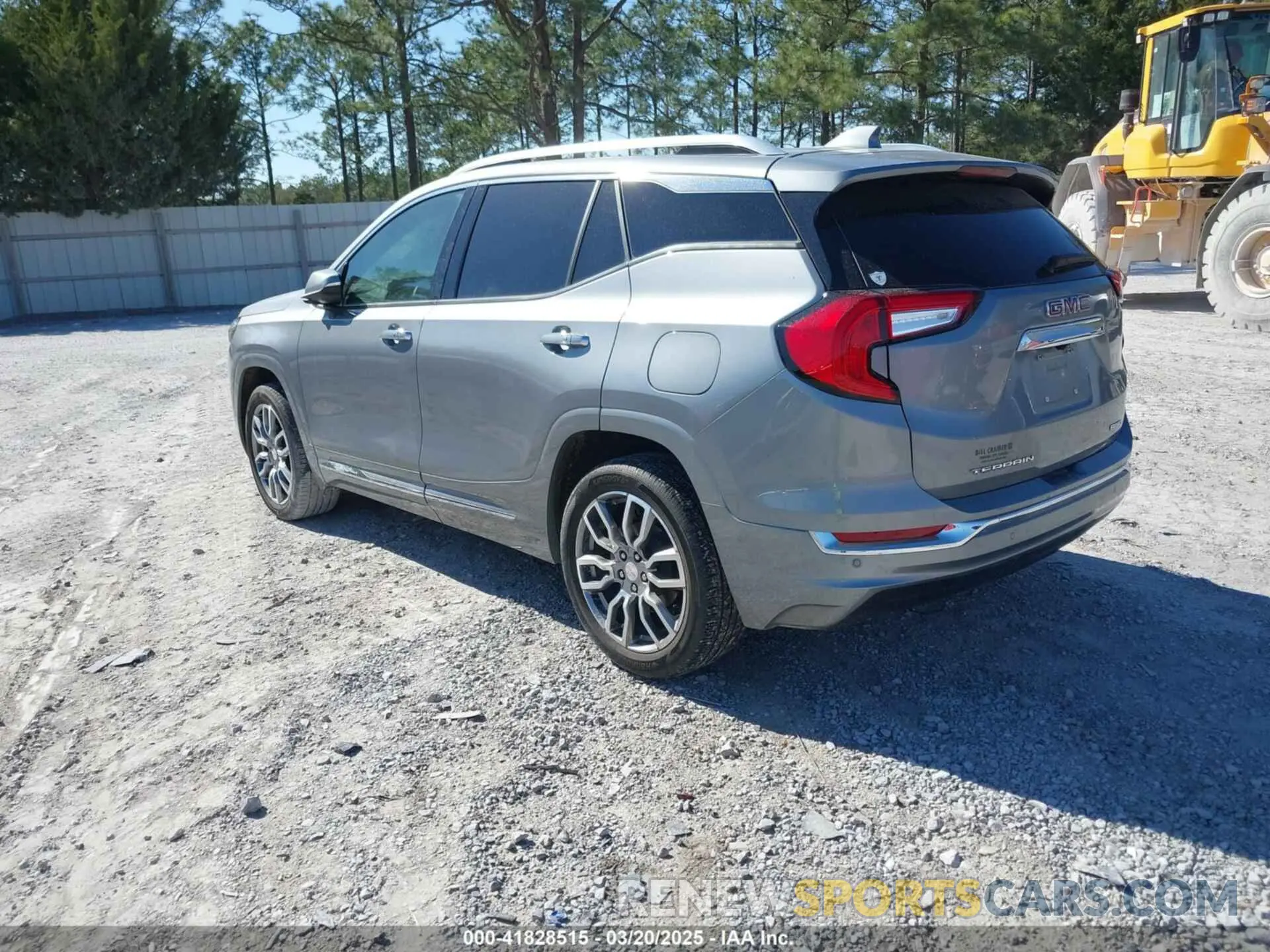 3 Photograph of a damaged car 3GKALXEG3RL213359 GMC TERRAIN 2024