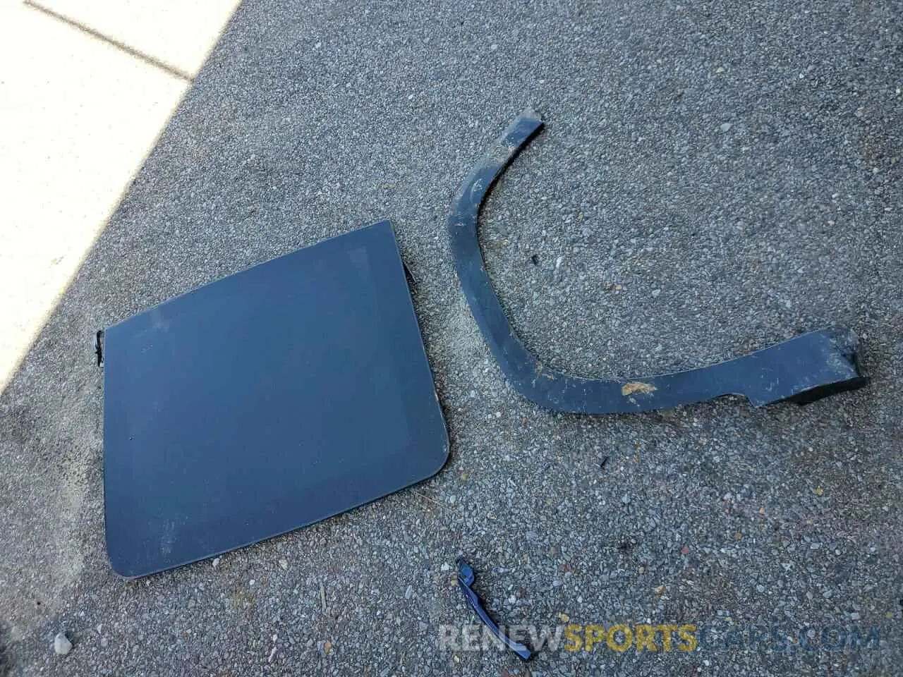 13 Photograph of a damaged car 3GKALXEG6RL152864 GMC TERRAIN 2024