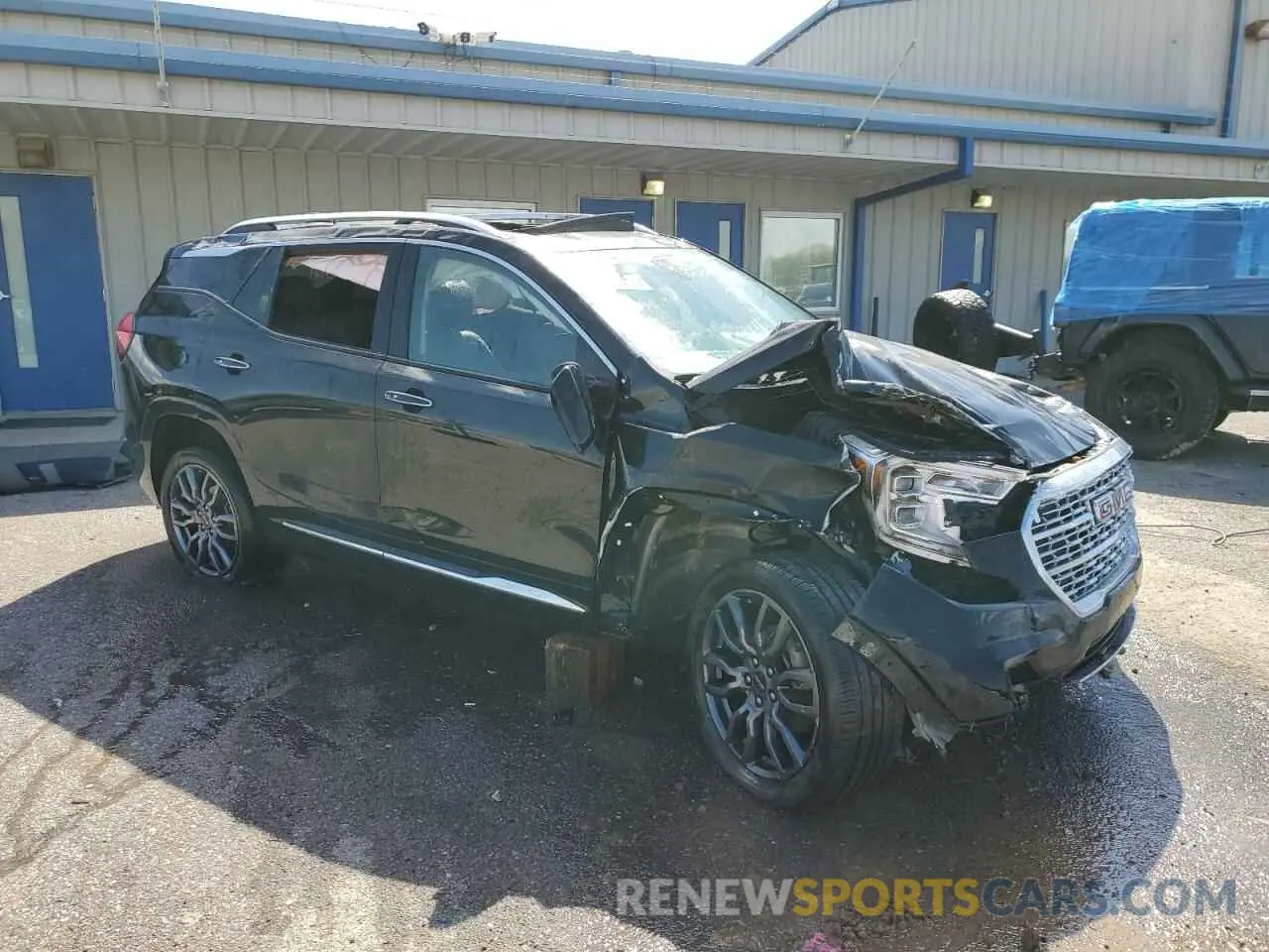 4 Photograph of a damaged car 3GKALXEG6RL152864 GMC TERRAIN 2024