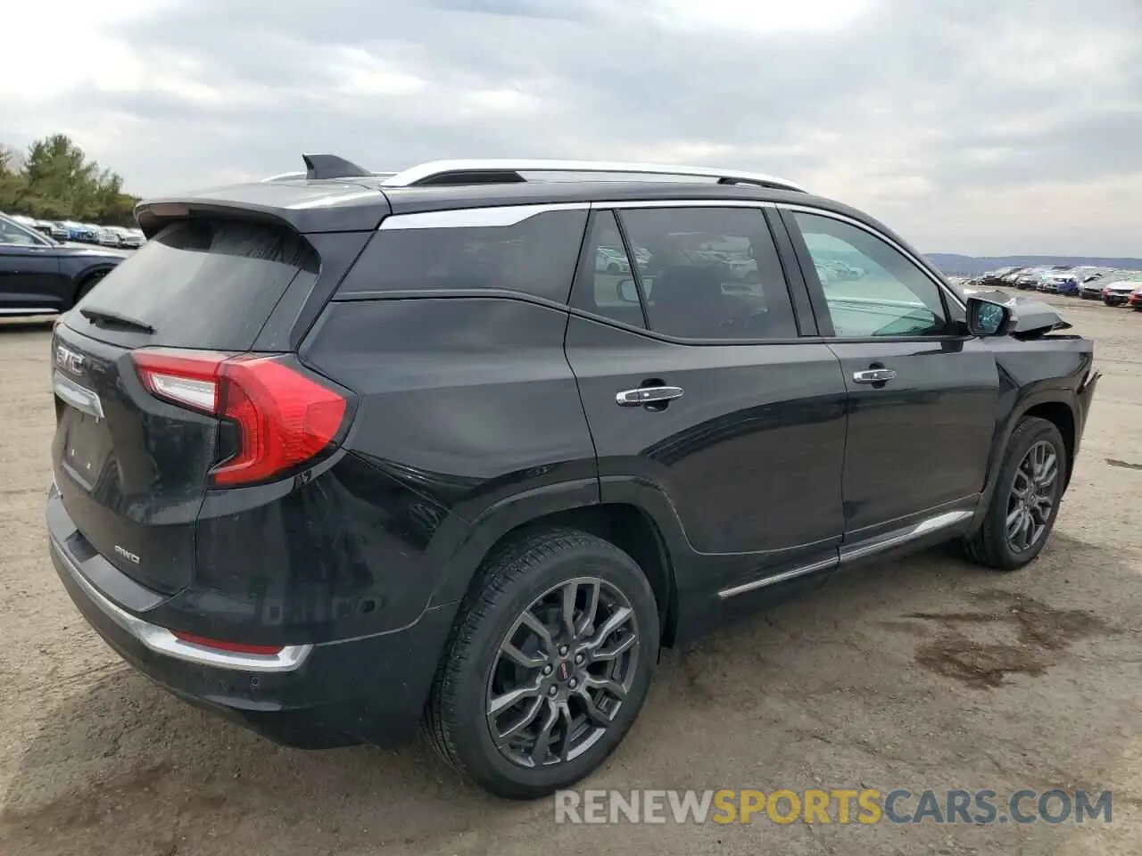 3 Photograph of a damaged car 3GKALXEG6RL184584 GMC TERRAIN 2024