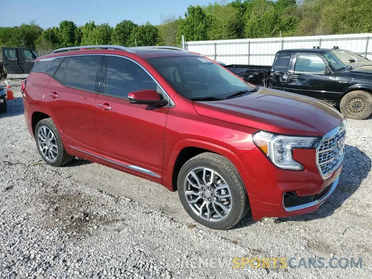 4 Photograph of a damaged car 3GKALXEG7RL400149 GMC TERRAIN 2024