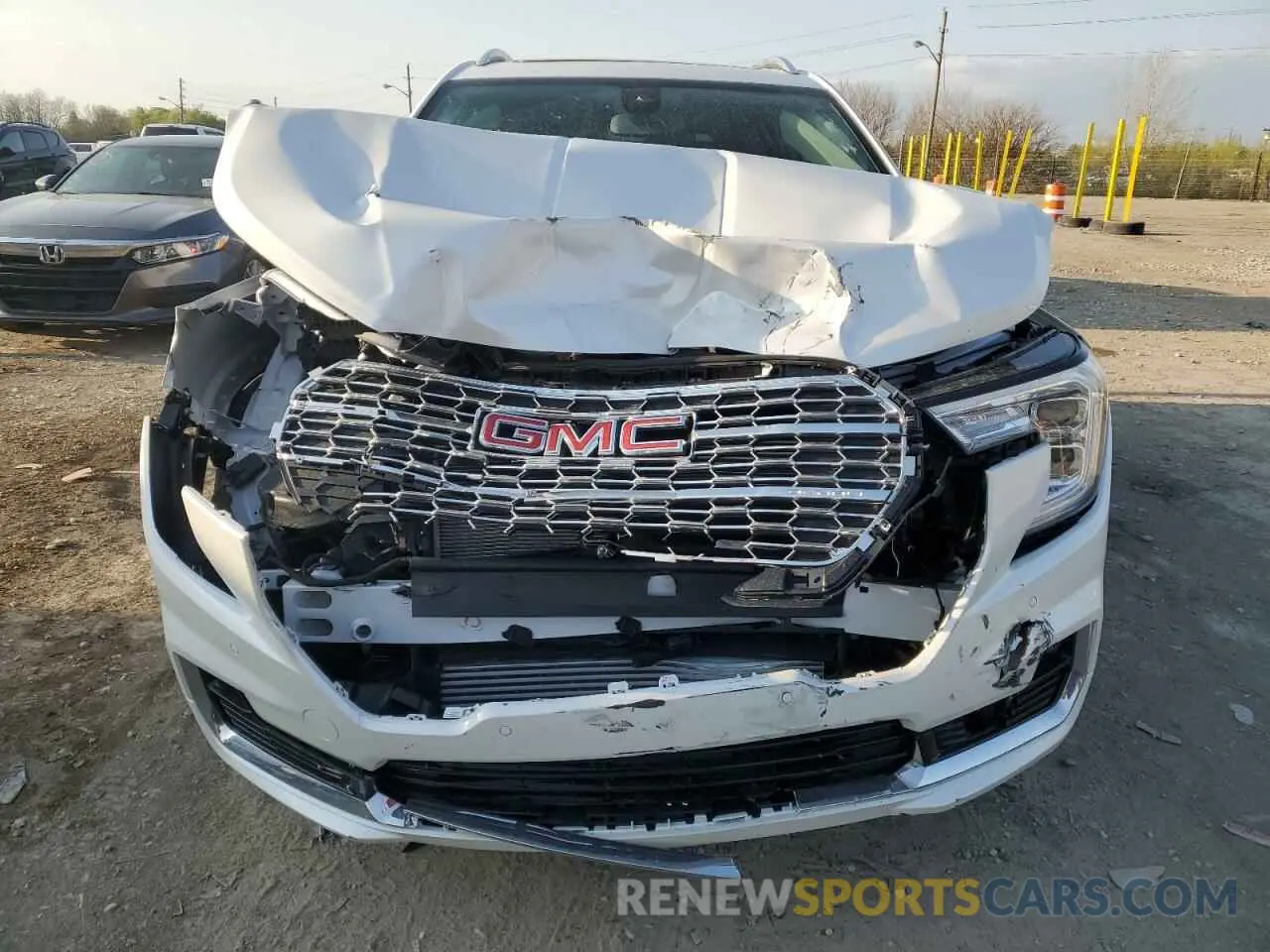 5 Photograph of a damaged car 3GKALXEG7RL400510 GMC TERRAIN 2024