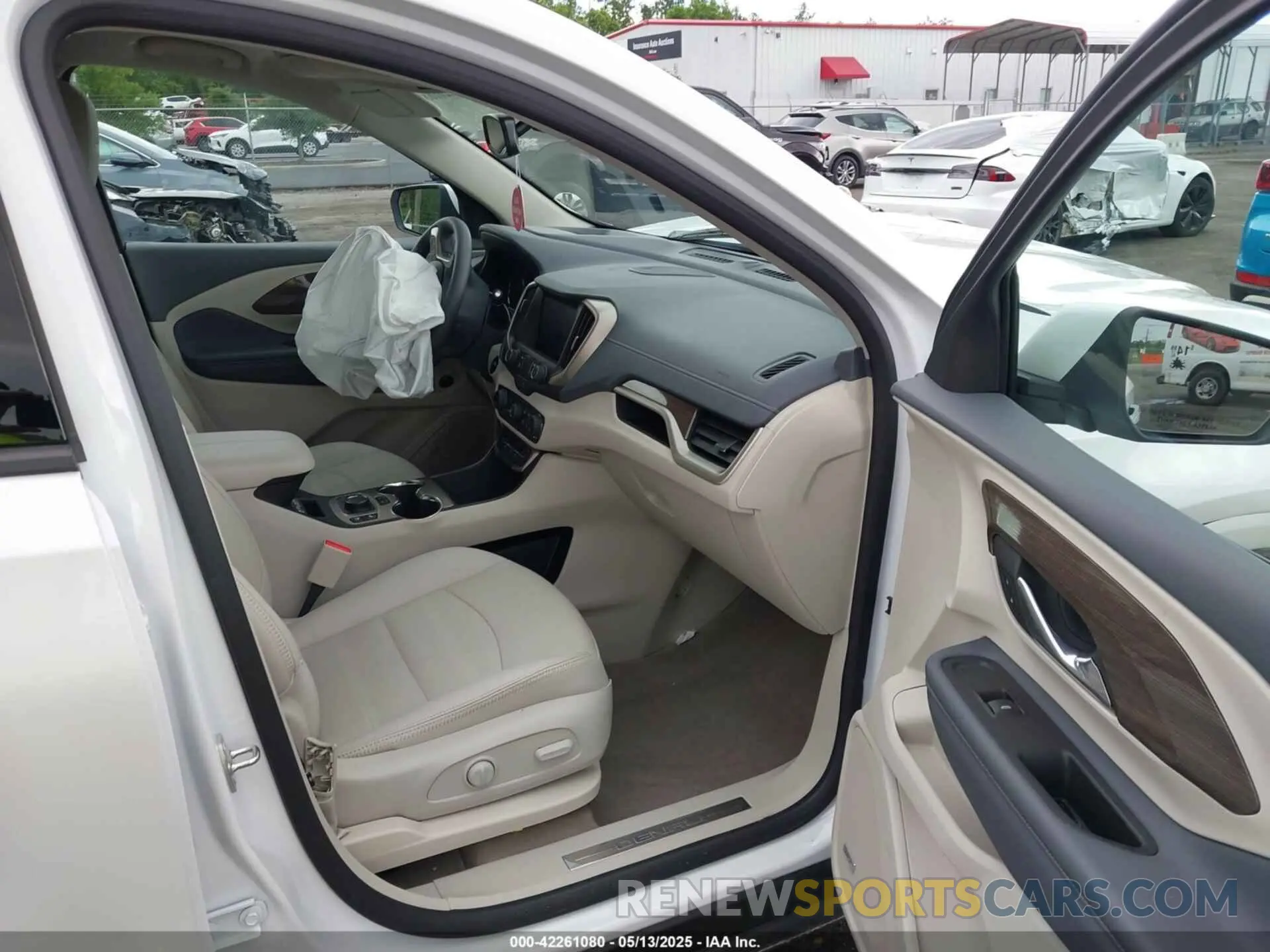 5 Photograph of a damaged car 3GKALXEG8RL158682 GMC TERRAIN 2024