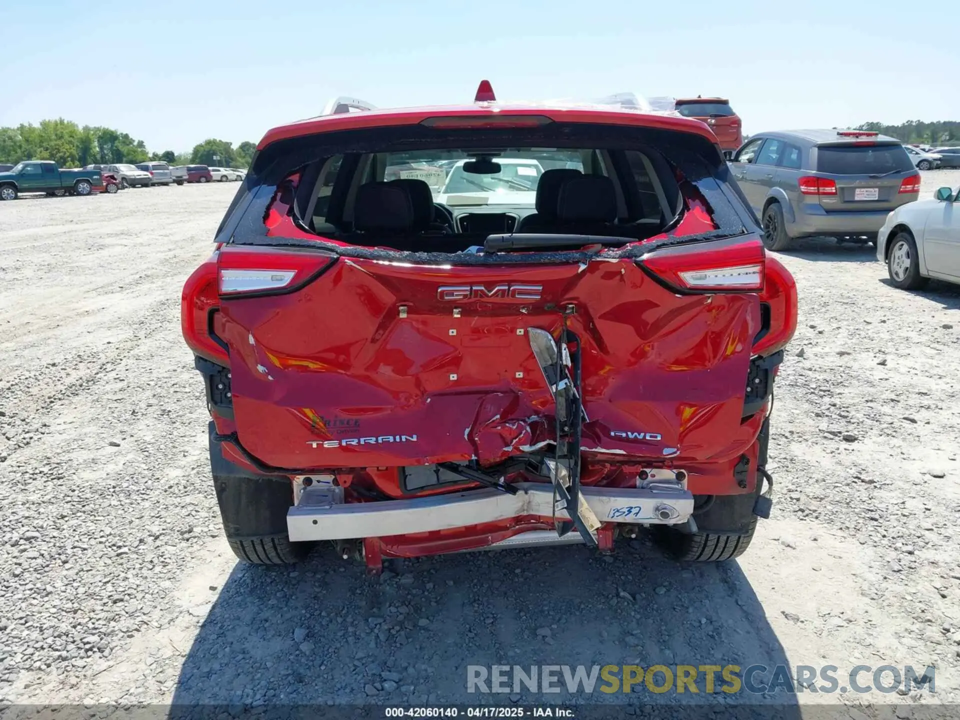 17 Photograph of a damaged car 3GKALXEG8RL325865 GMC TERRAIN 2024