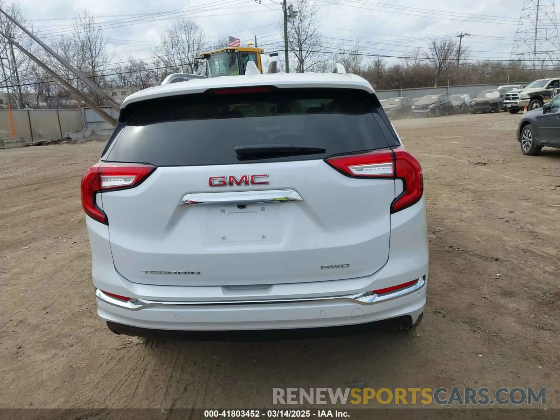 17 Photograph of a damaged car 3GKALXEG8RL395592 GMC TERRAIN 2024