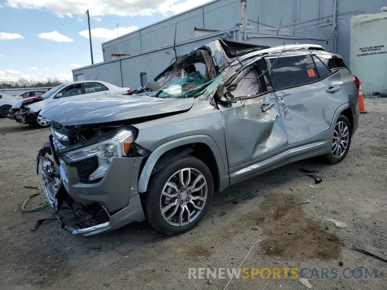 1 Photograph of a damaged car 3GKALXEG9RL267975 GMC TERRAIN 2024
