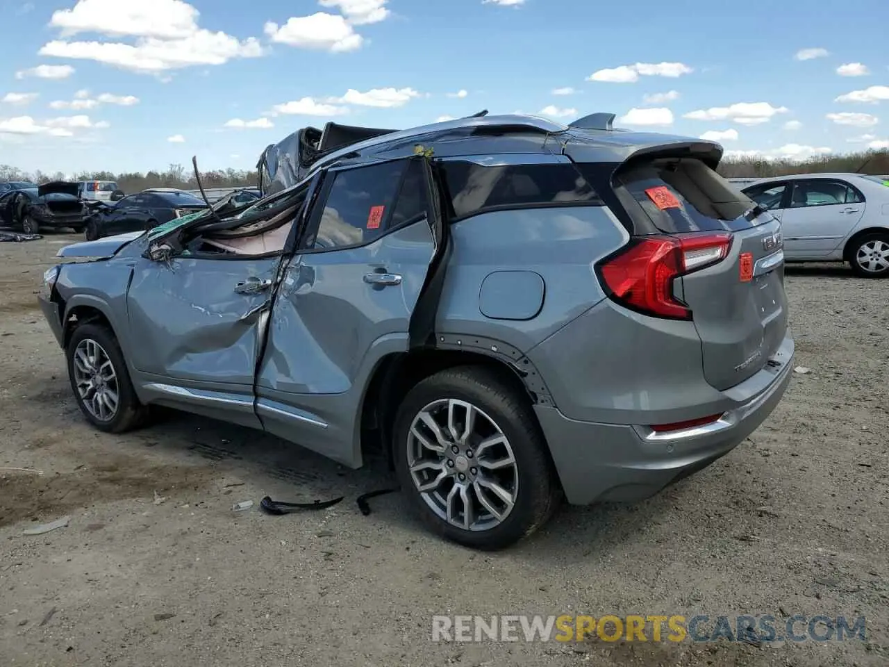 2 Photograph of a damaged car 3GKALXEG9RL267975 GMC TERRAIN 2024