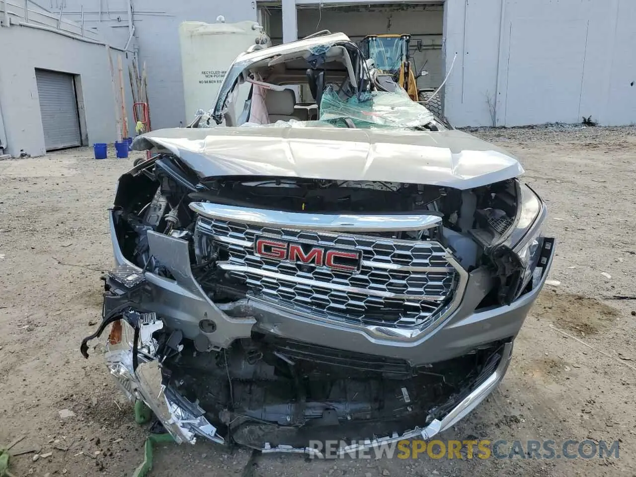 5 Photograph of a damaged car 3GKALXEG9RL267975 GMC TERRAIN 2024
