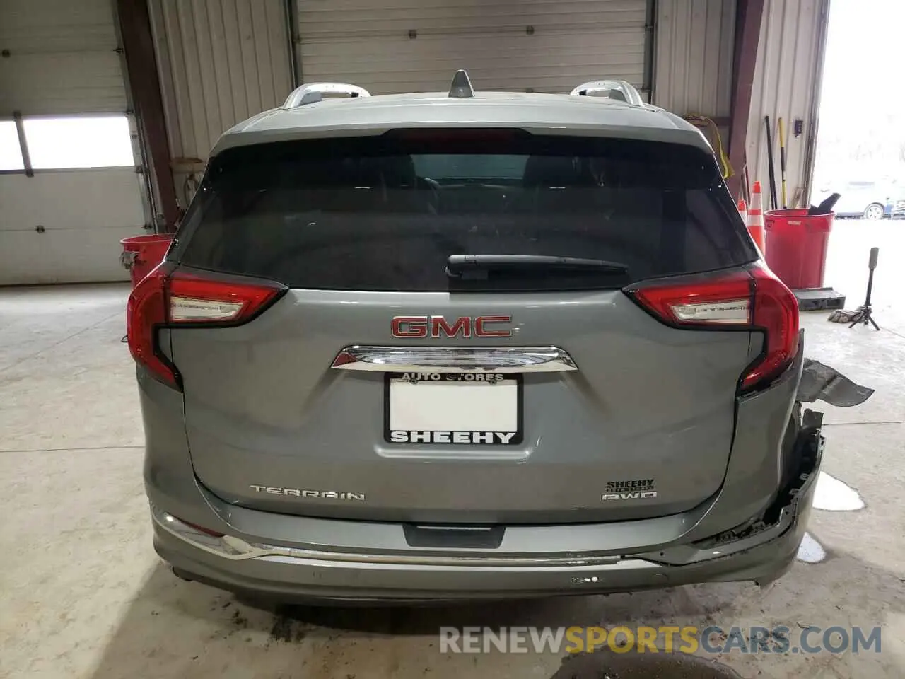 6 Photograph of a damaged car 3GKALXEGXRL385517 GMC TERRAIN 2024