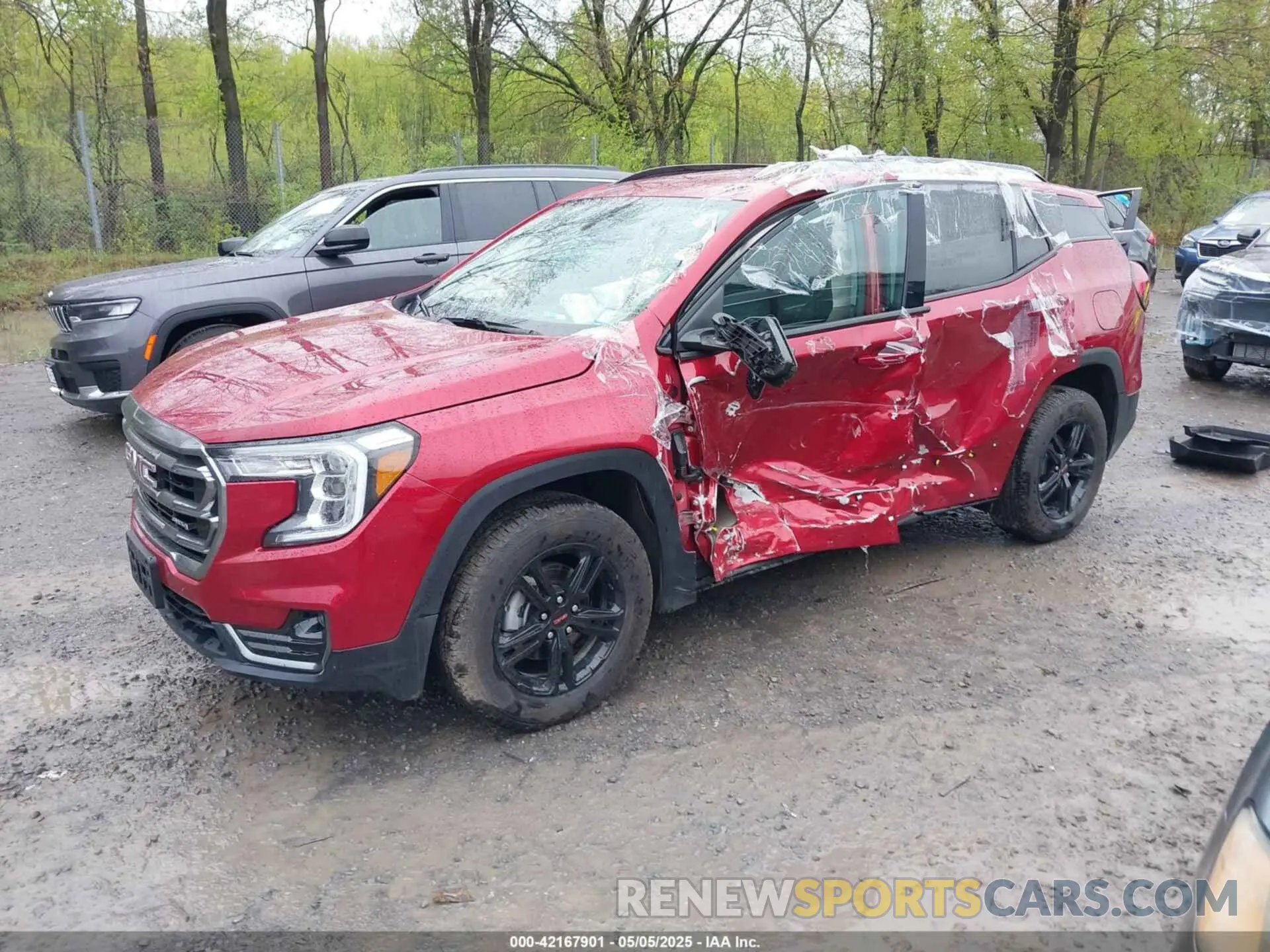 2 Photograph of a damaged car 3GKALYEG0RL383037 GMC TERRAIN 2024